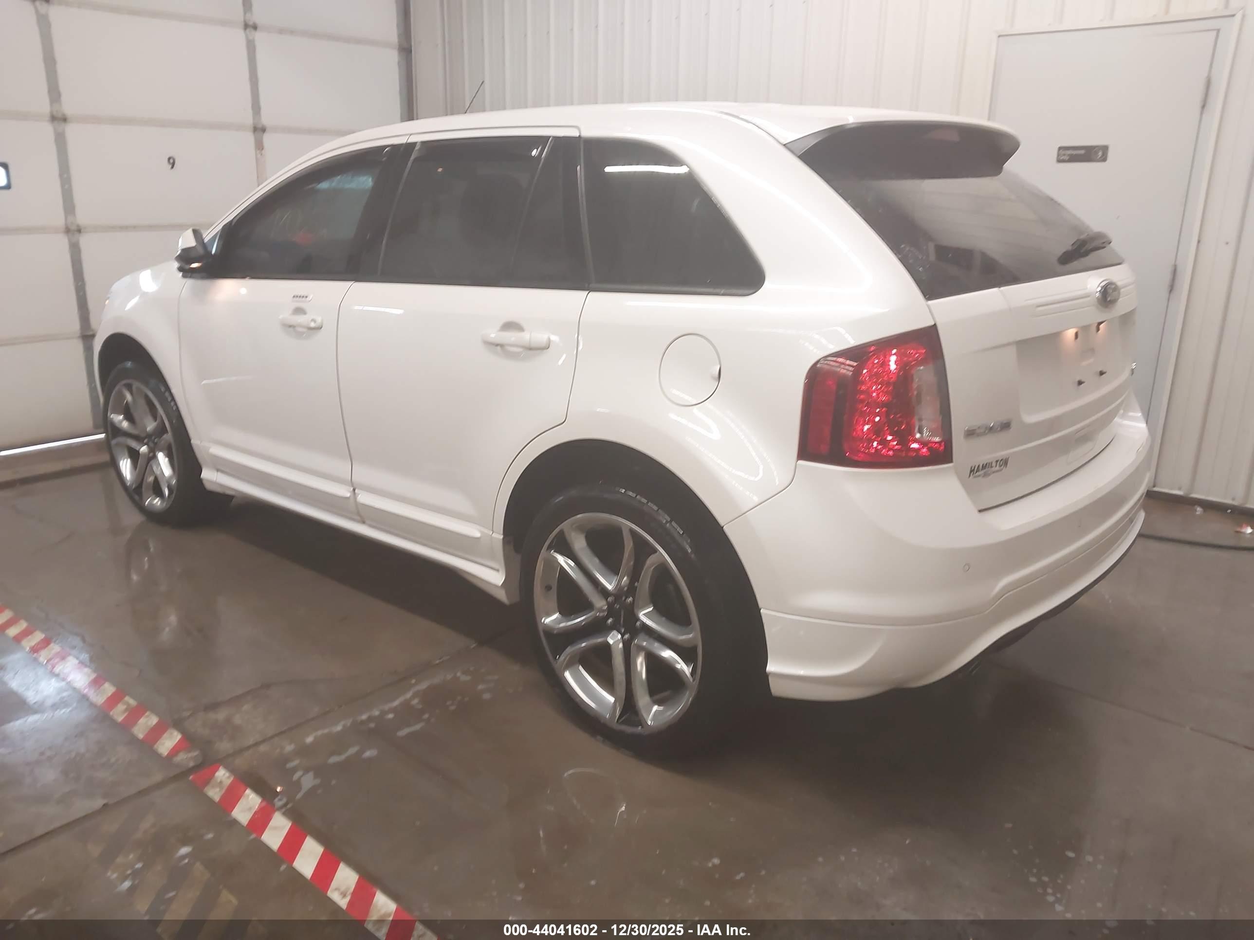 FORD EDGE image 3