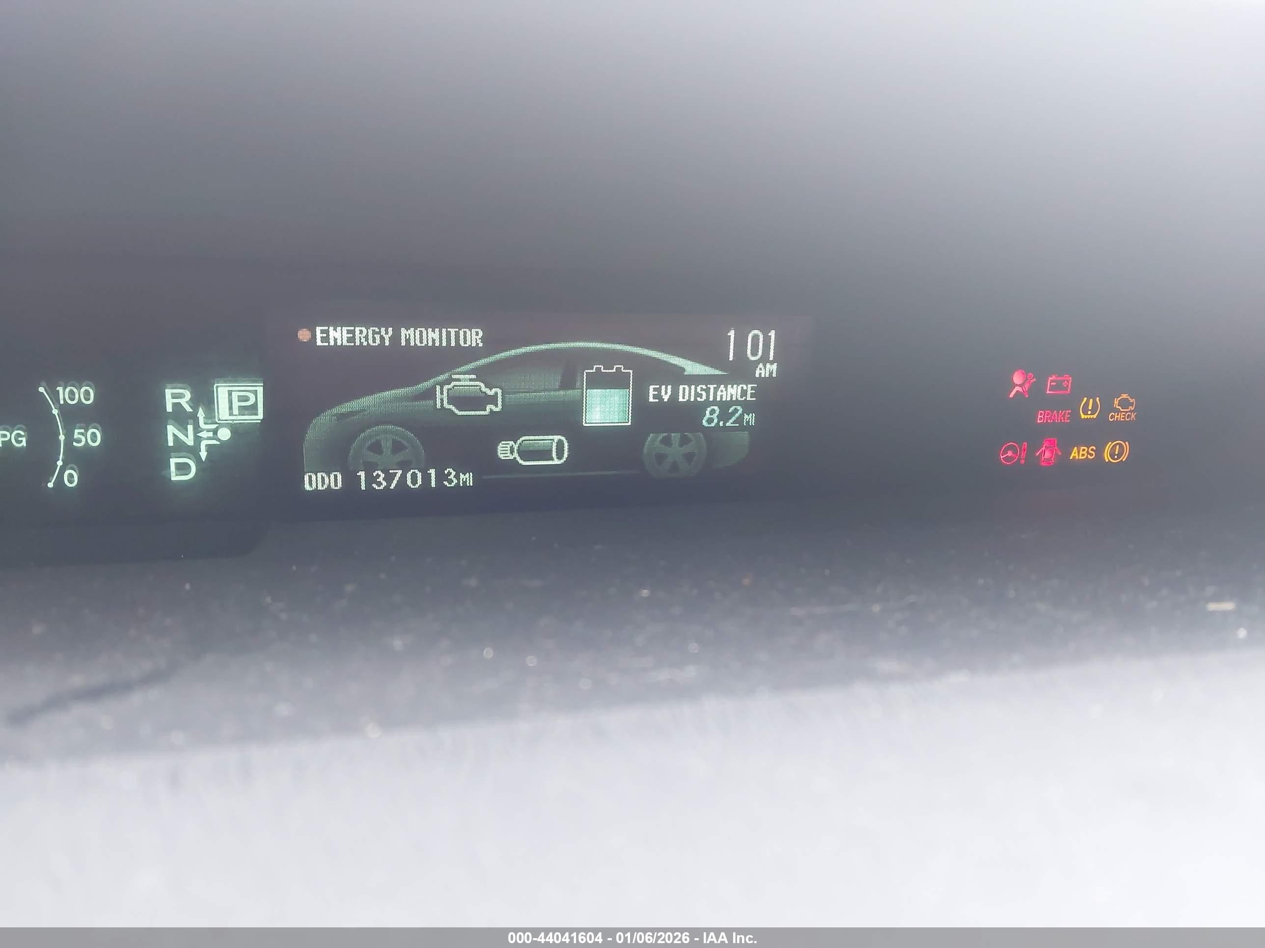 TOYOTA PRIUS image 7