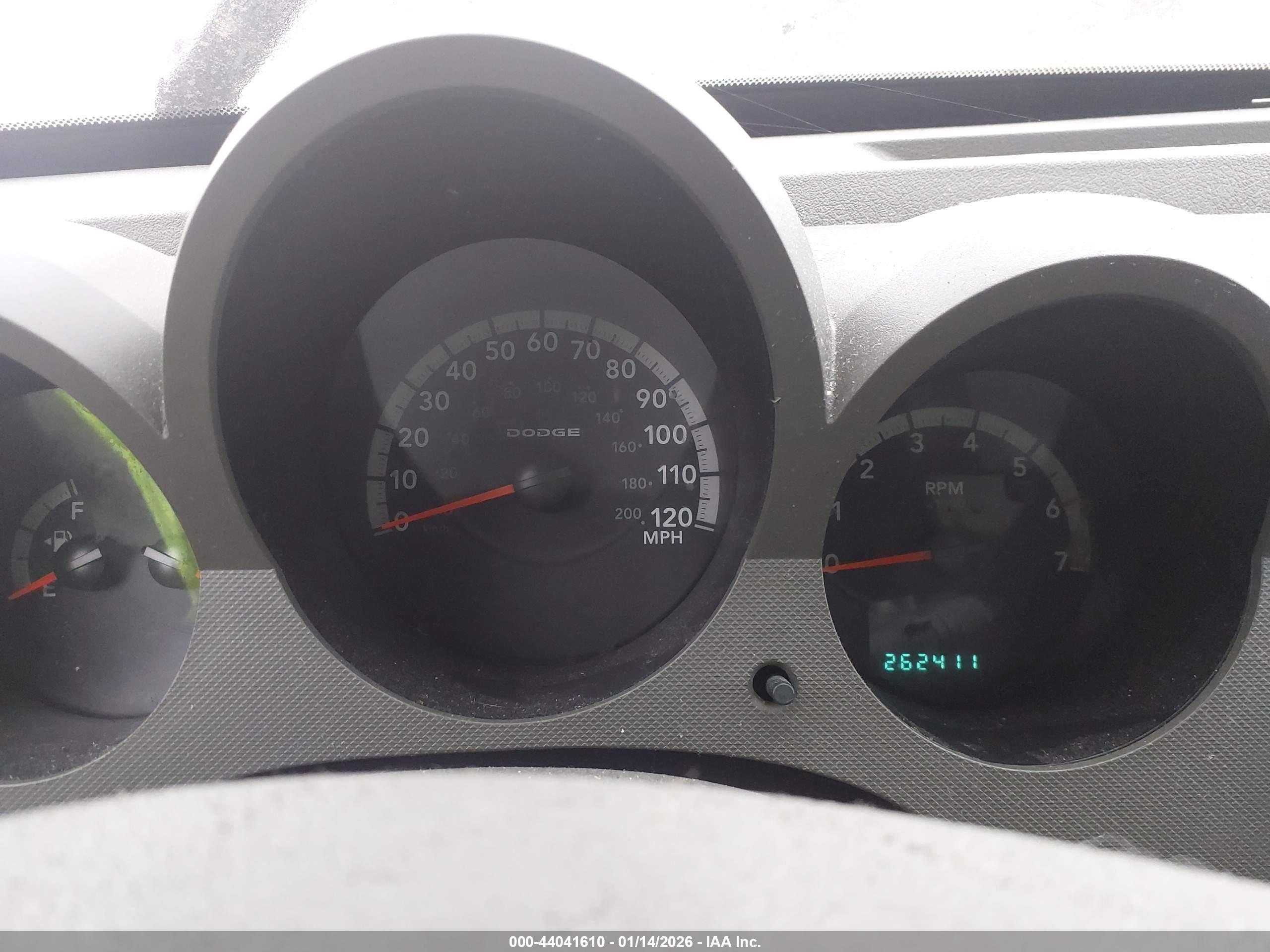 DODGE NITRO image 7