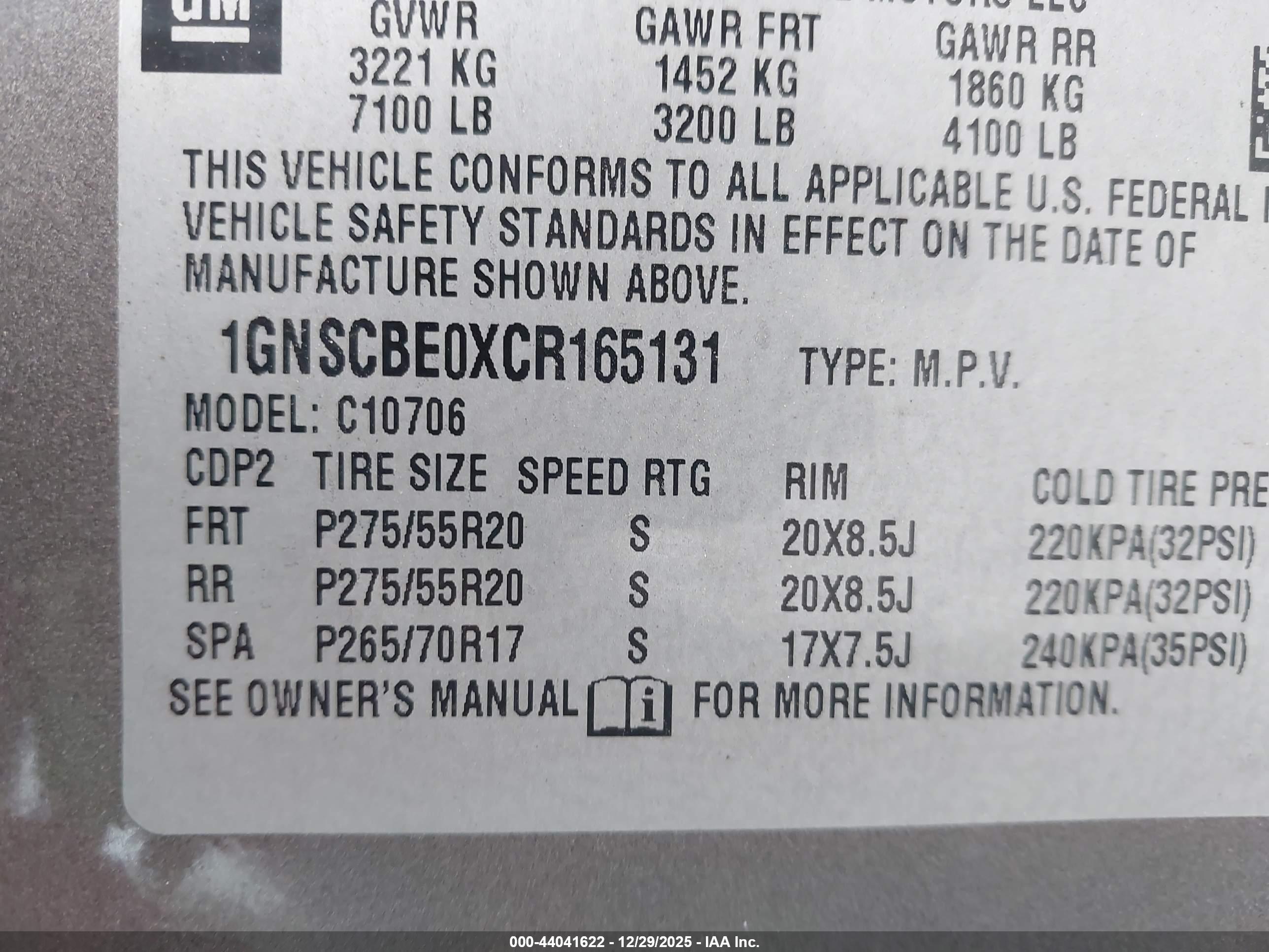 CHEVROLET TAHOE image 9