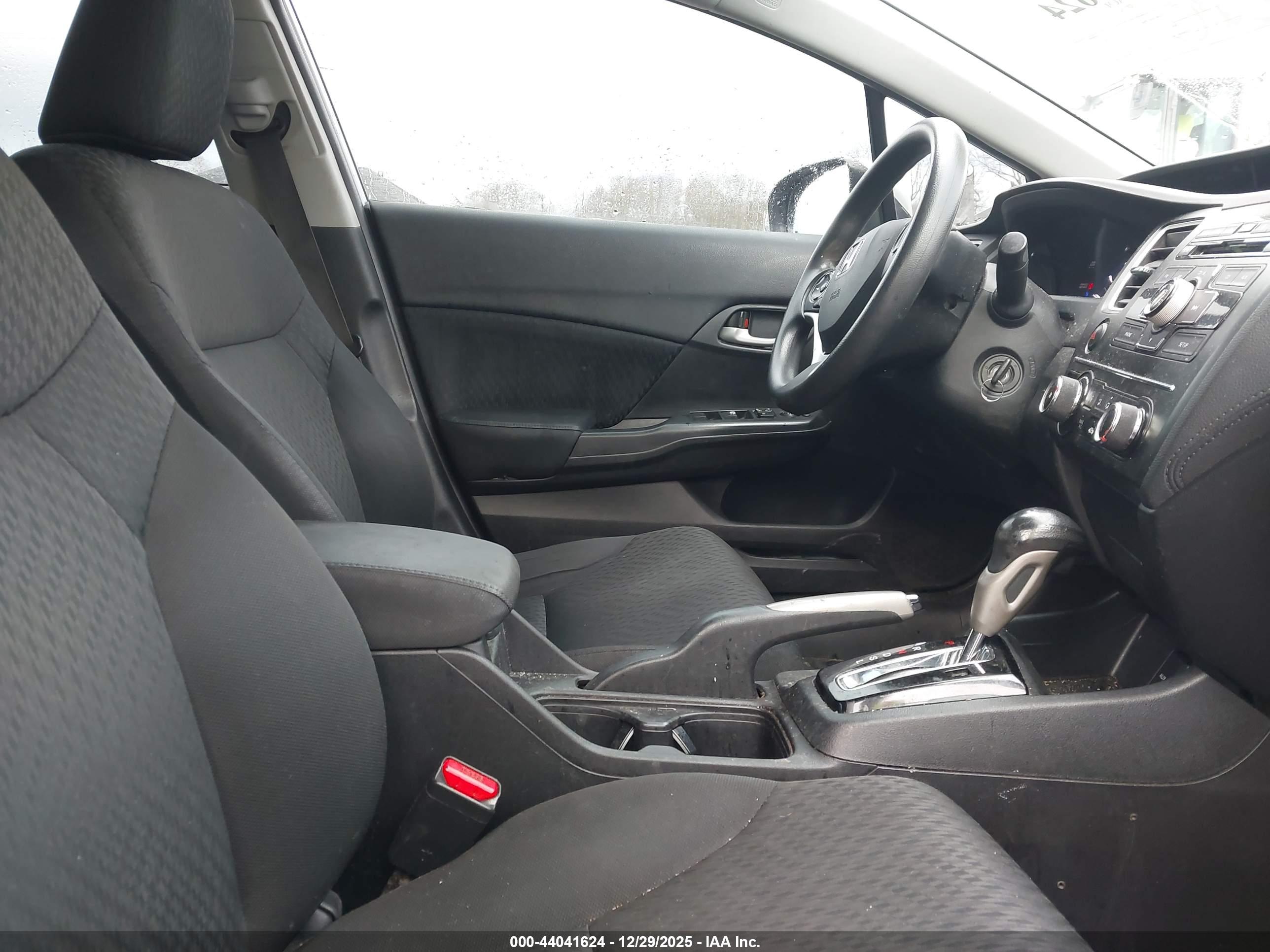 HONDA CIVIC image 5