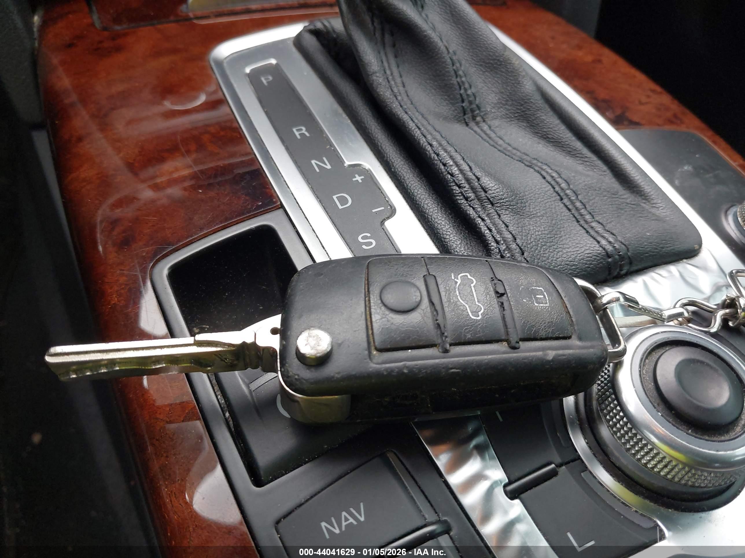 AUDI A6 image 11