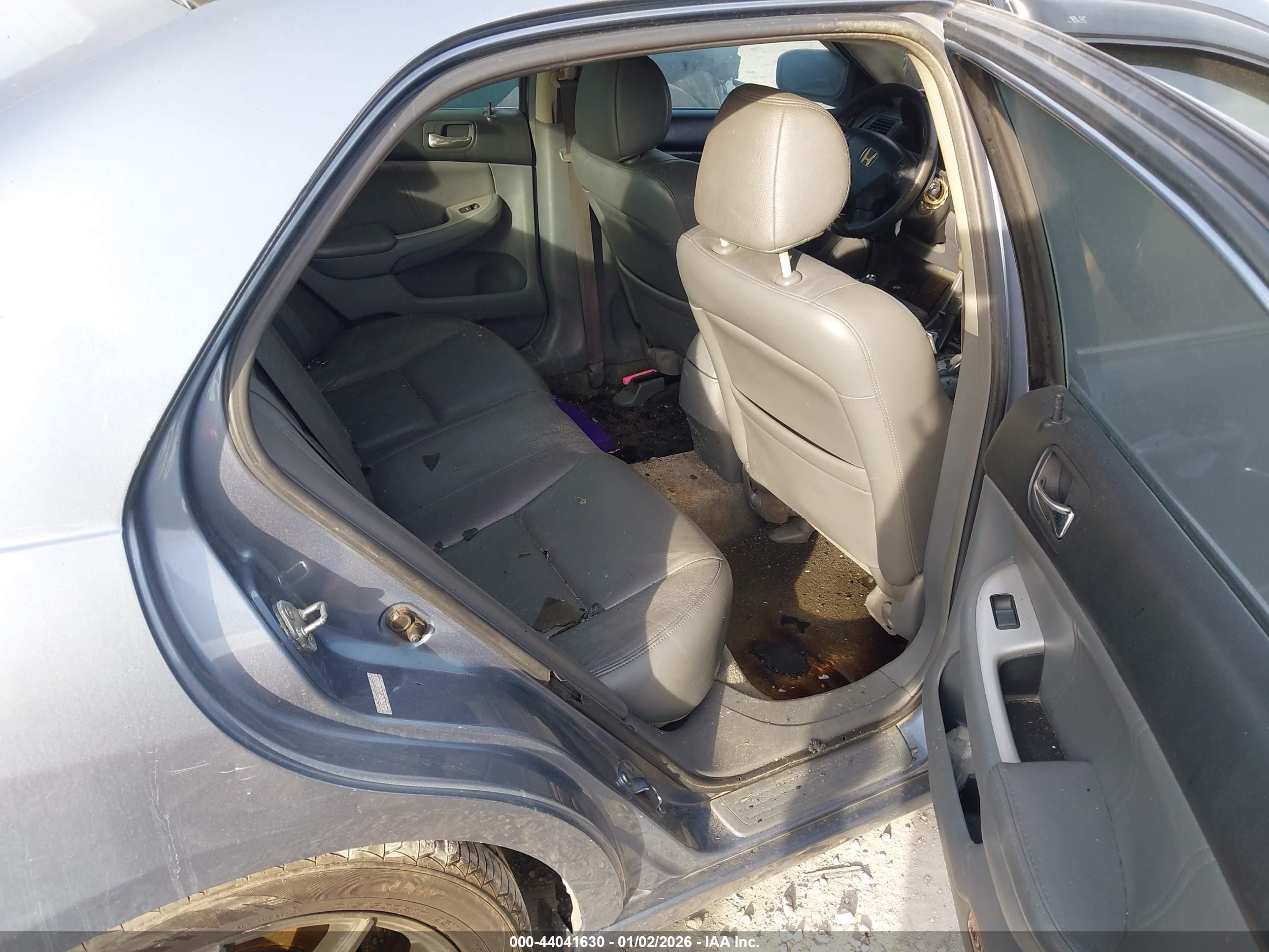 HONDA ACCORD image 8