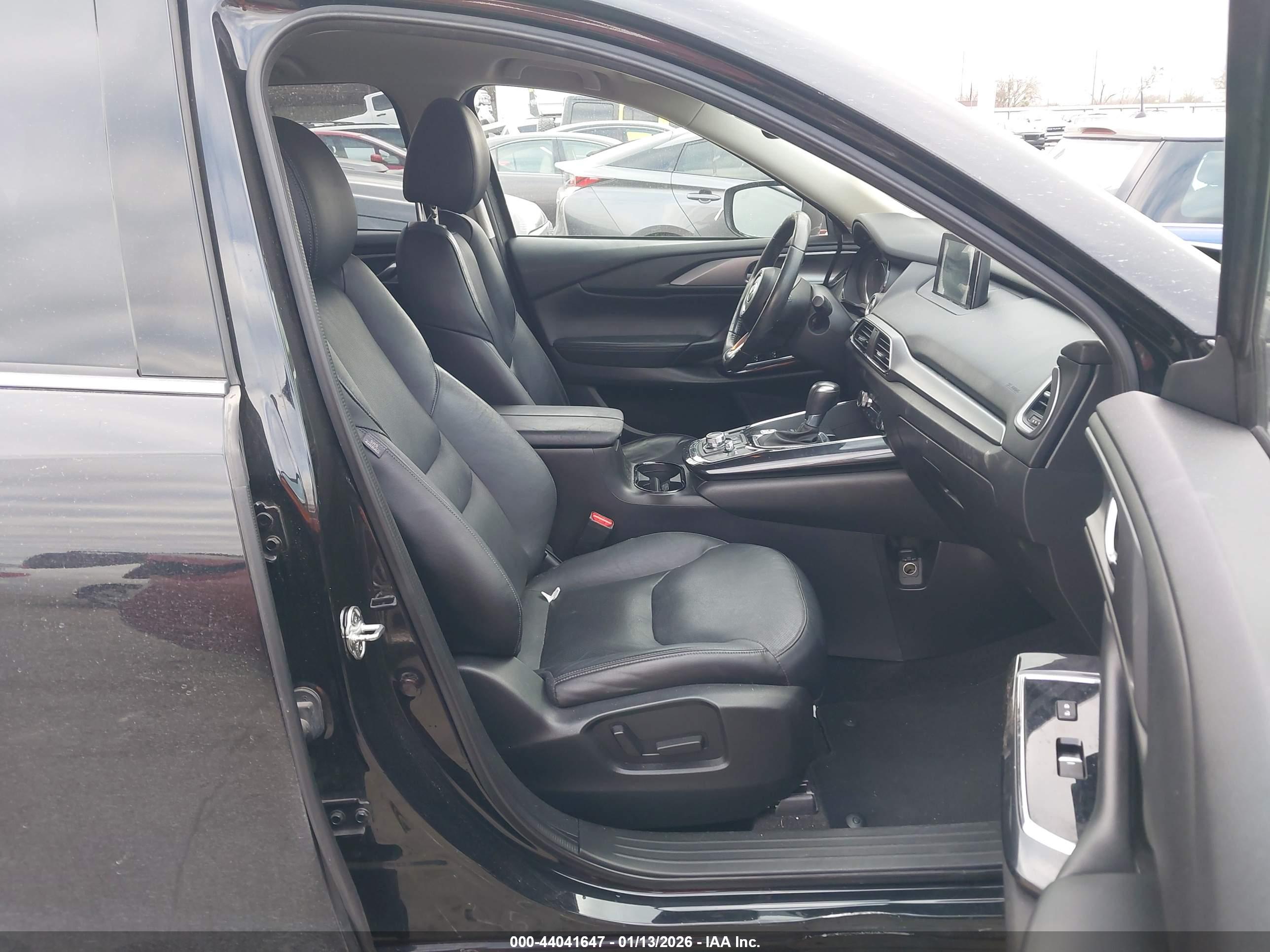 MAZDA CX-9 image 5