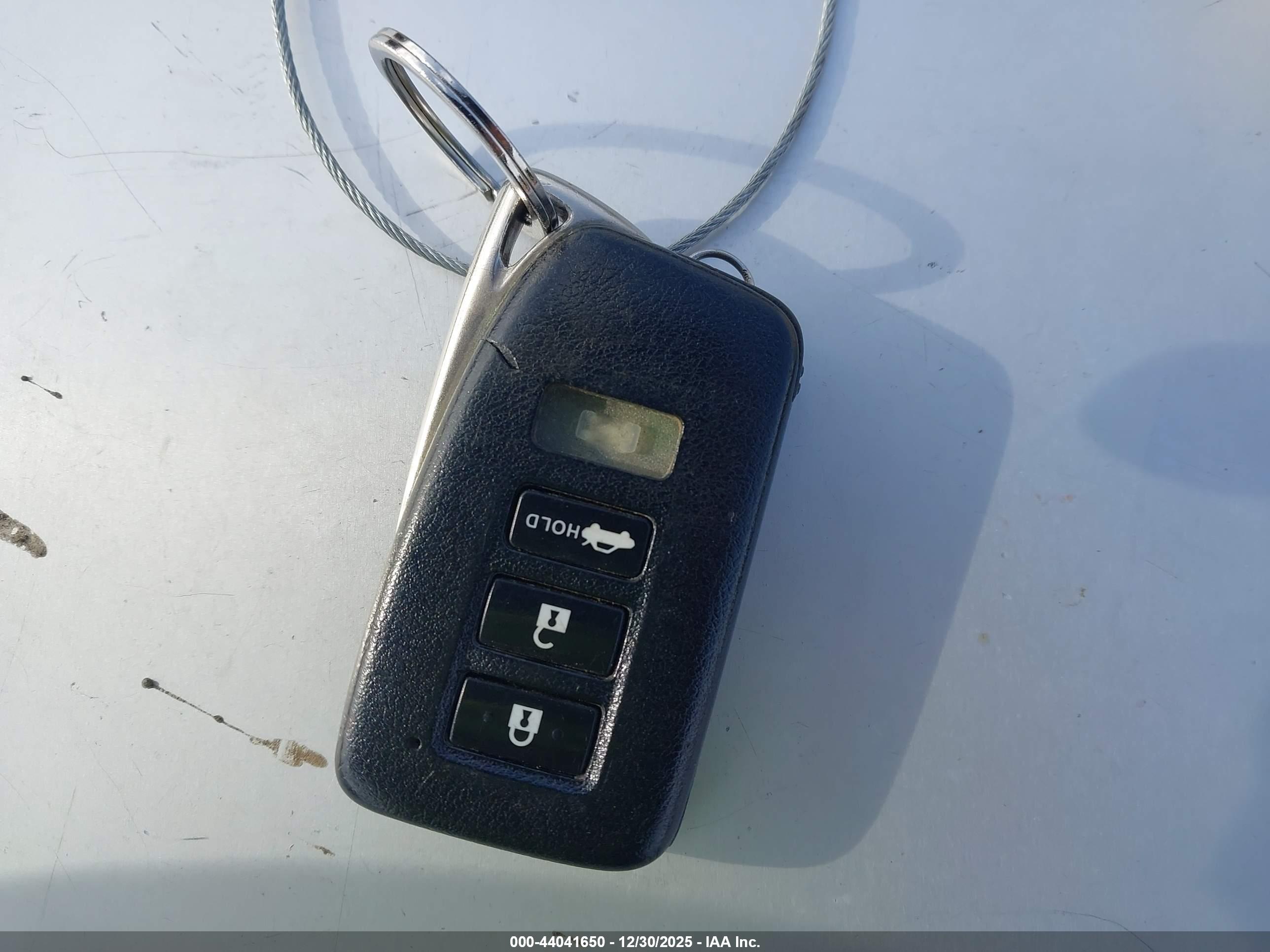 LEXUS ES image 11