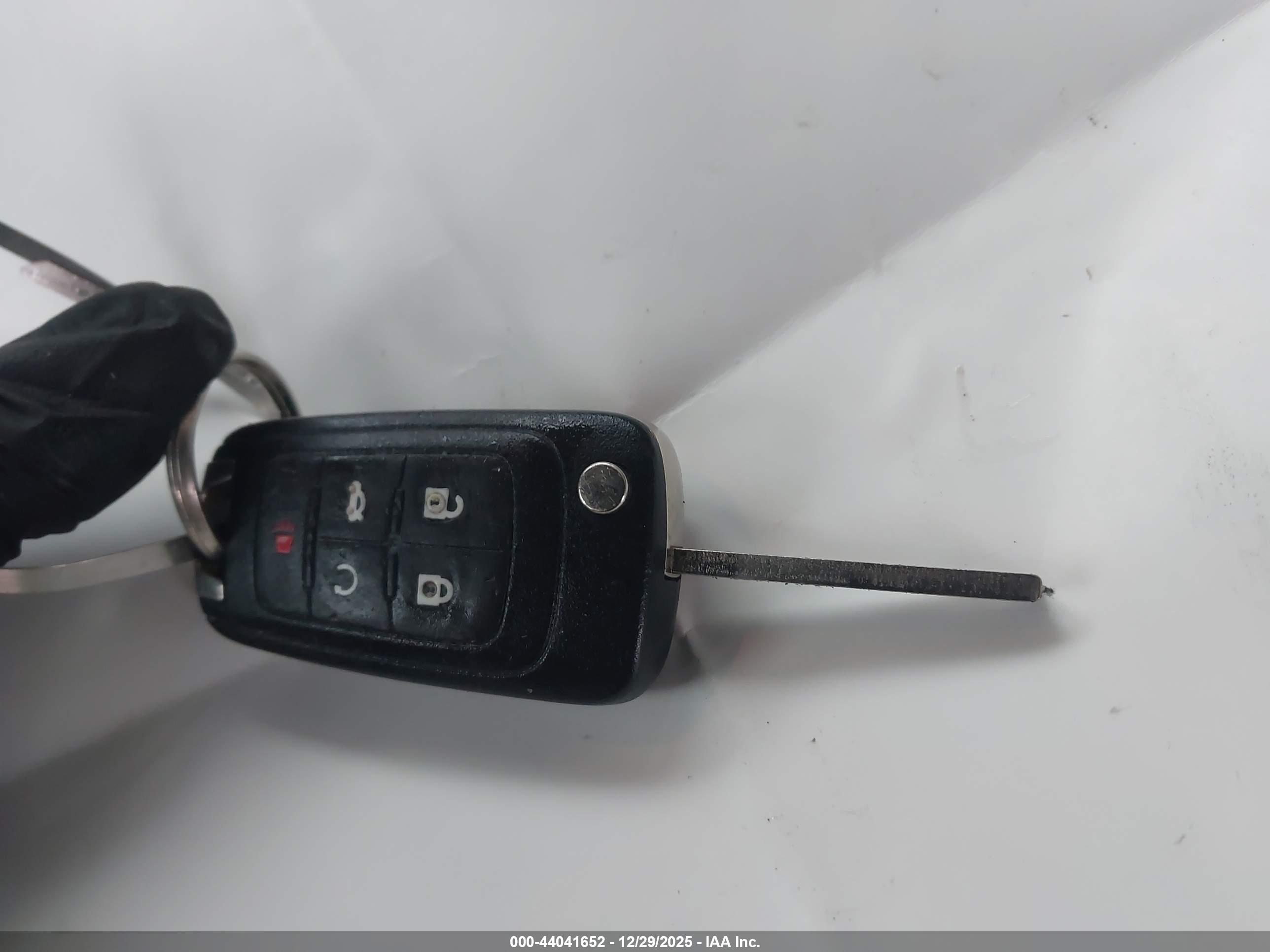 BUICK VERANO image 11