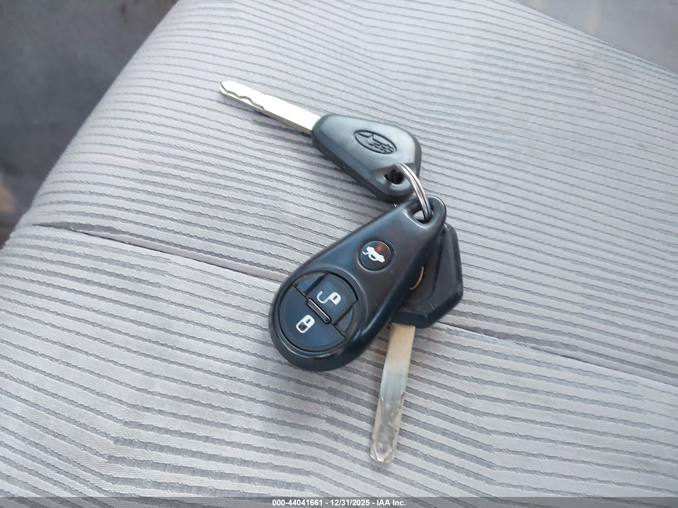 SUBARU FORESTER image 11