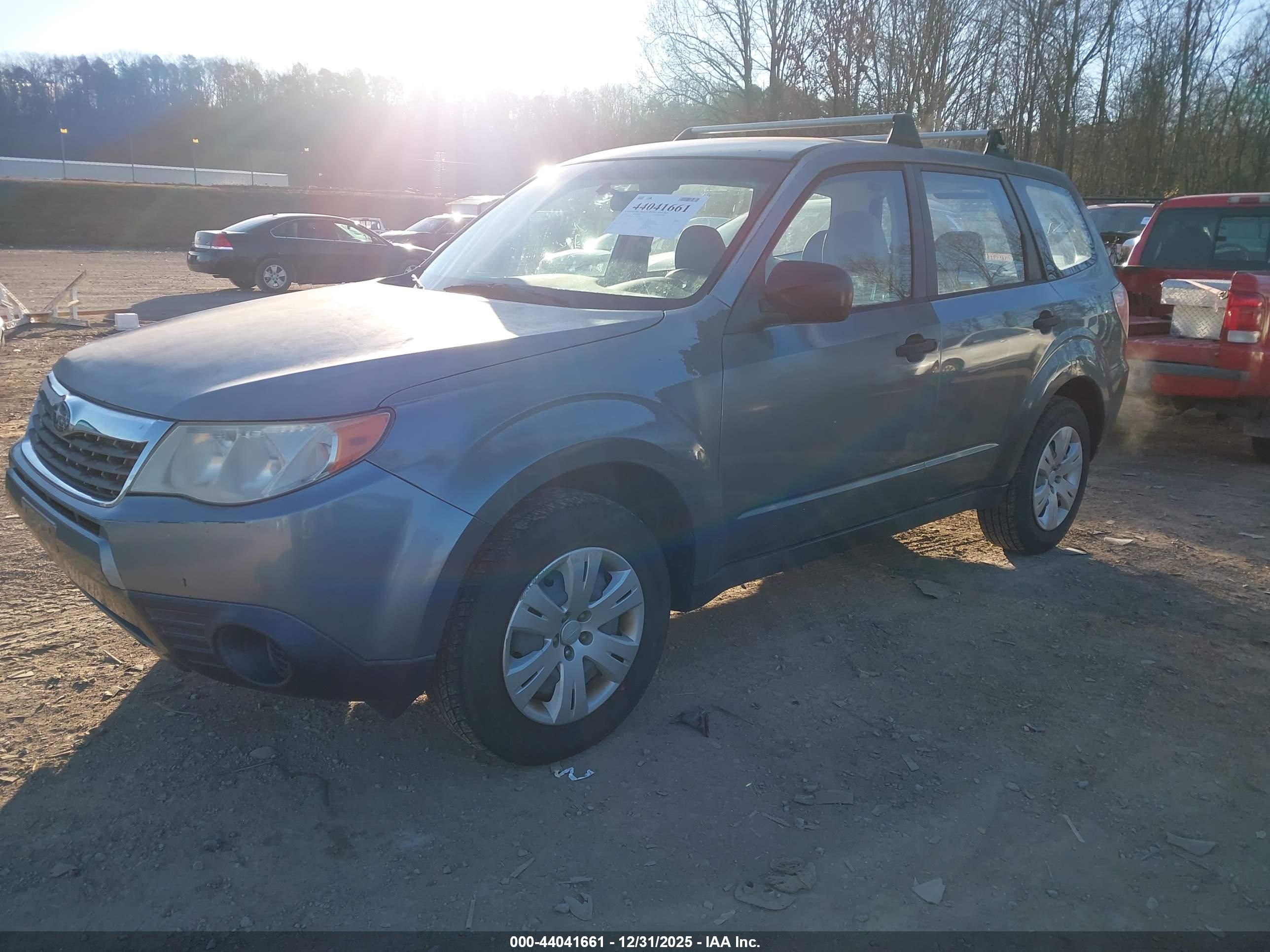 SUBARU FORESTER image 2