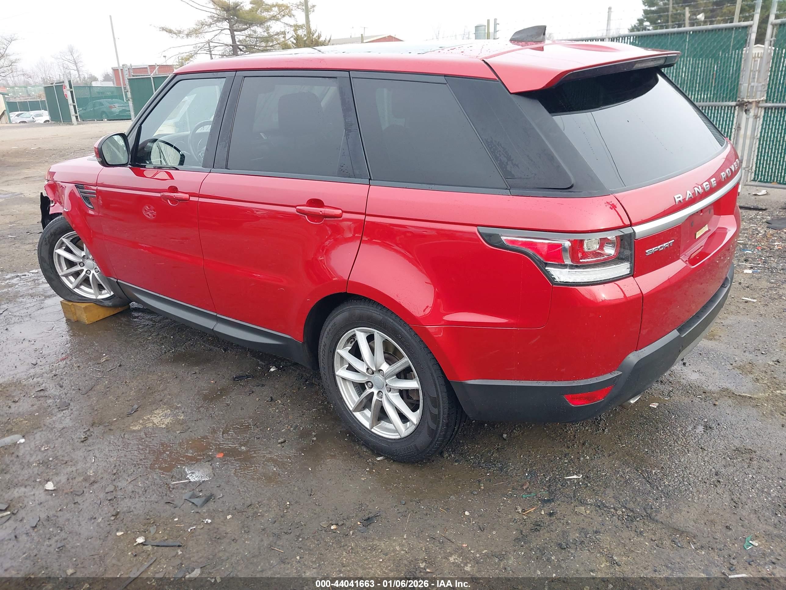 LAND ROVER image 3