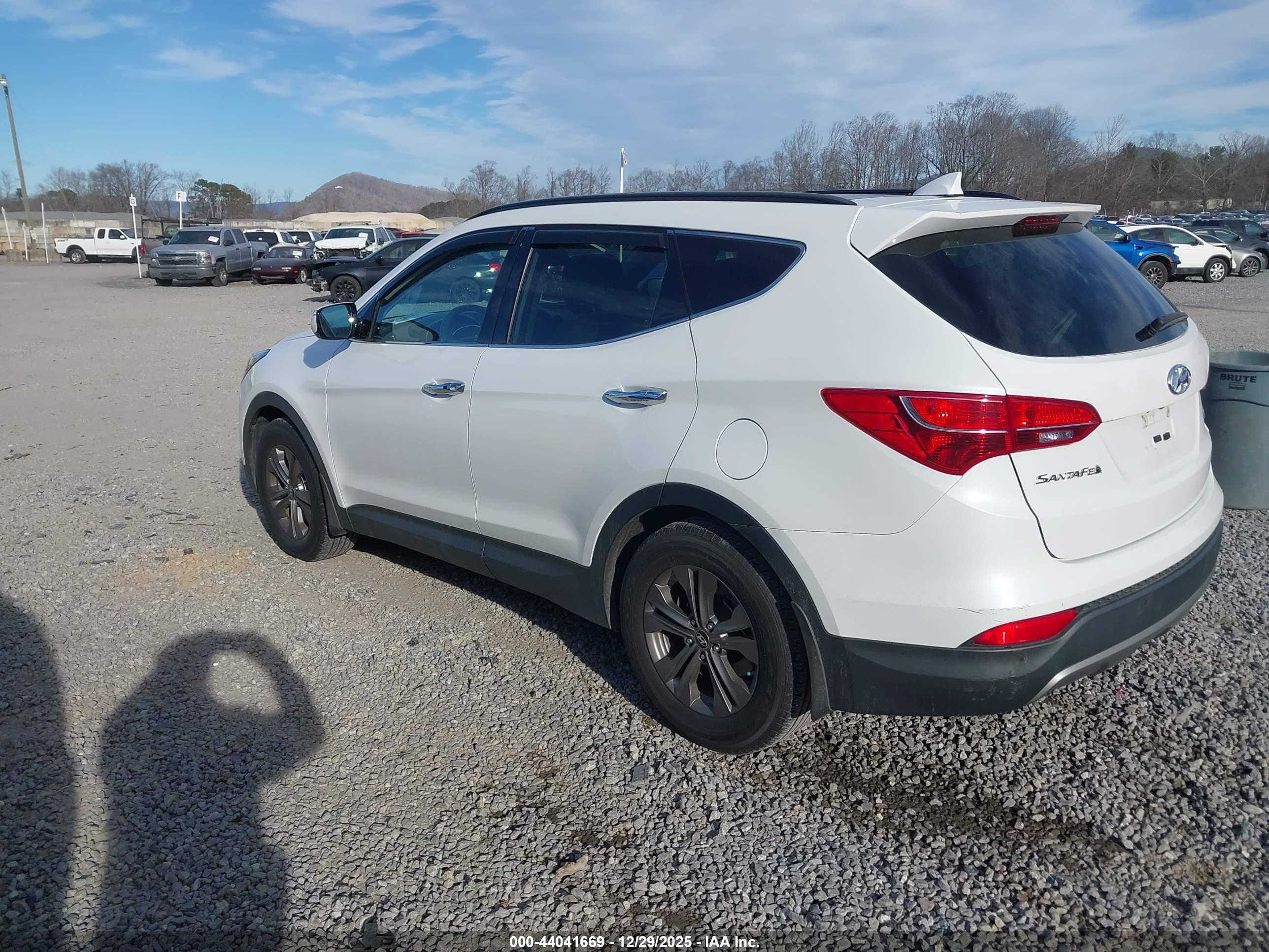 HYUNDAI SANTA image 3
