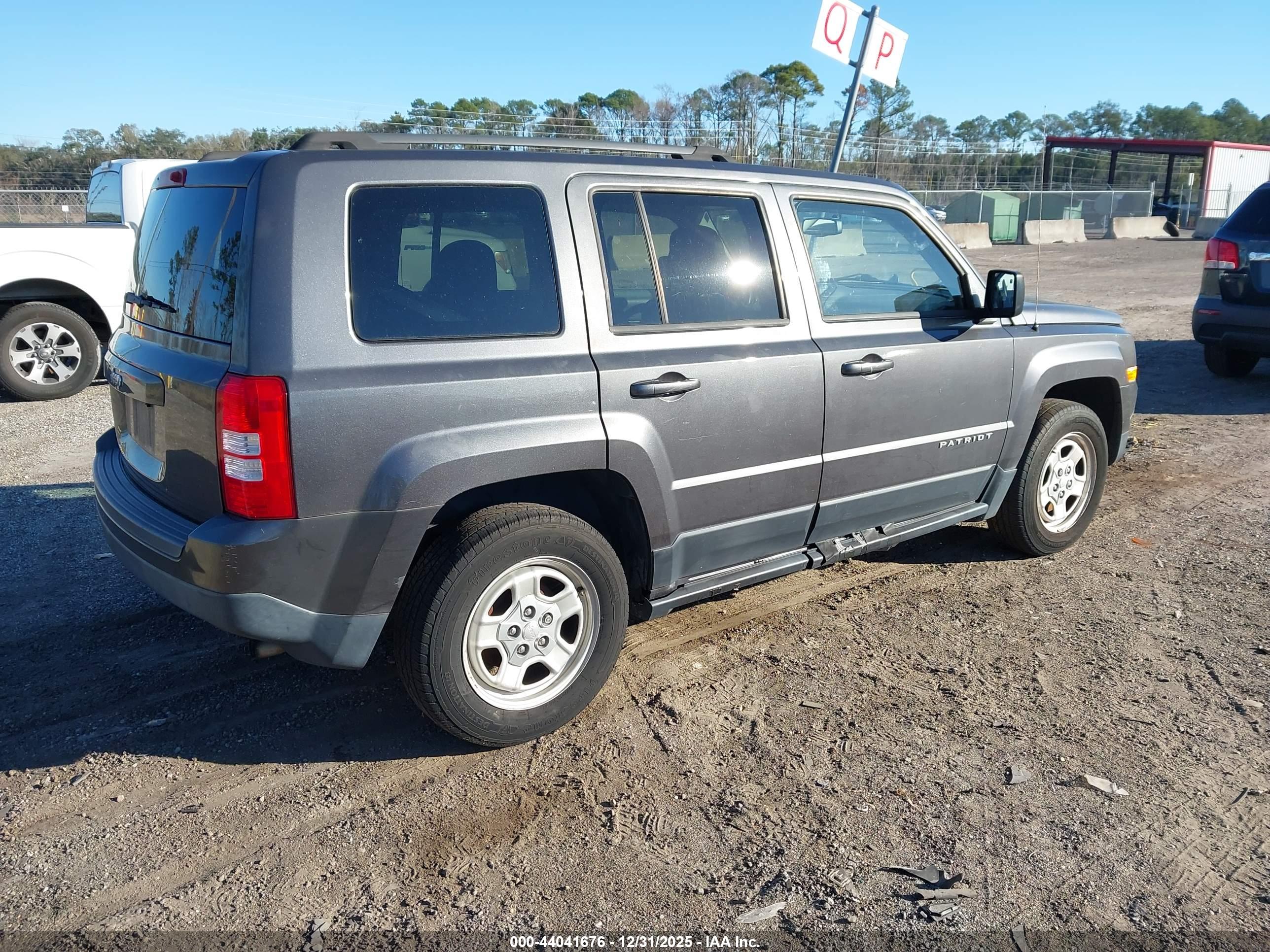JEEP PATRIOT image 4