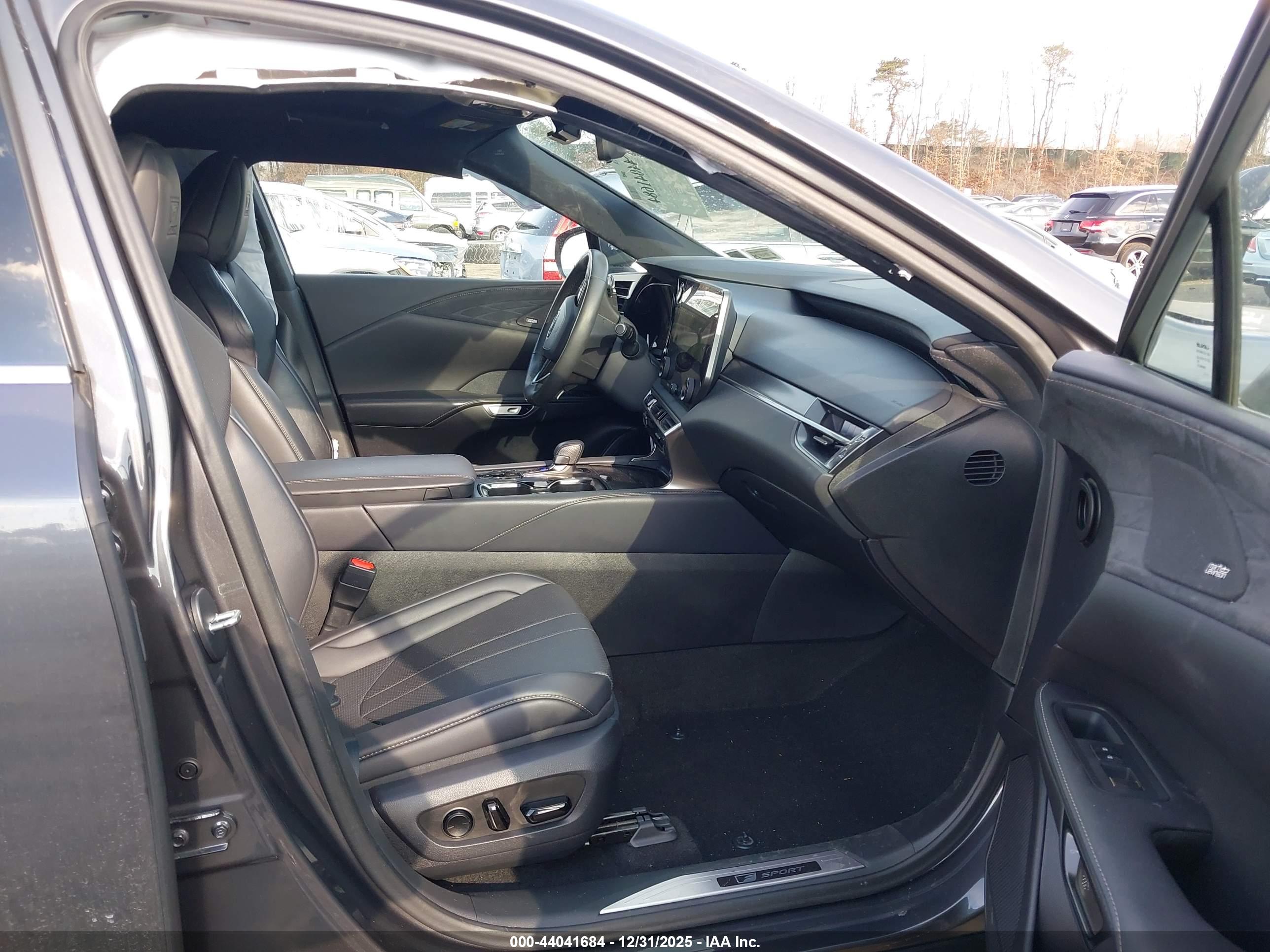 LEXUS RX image 5