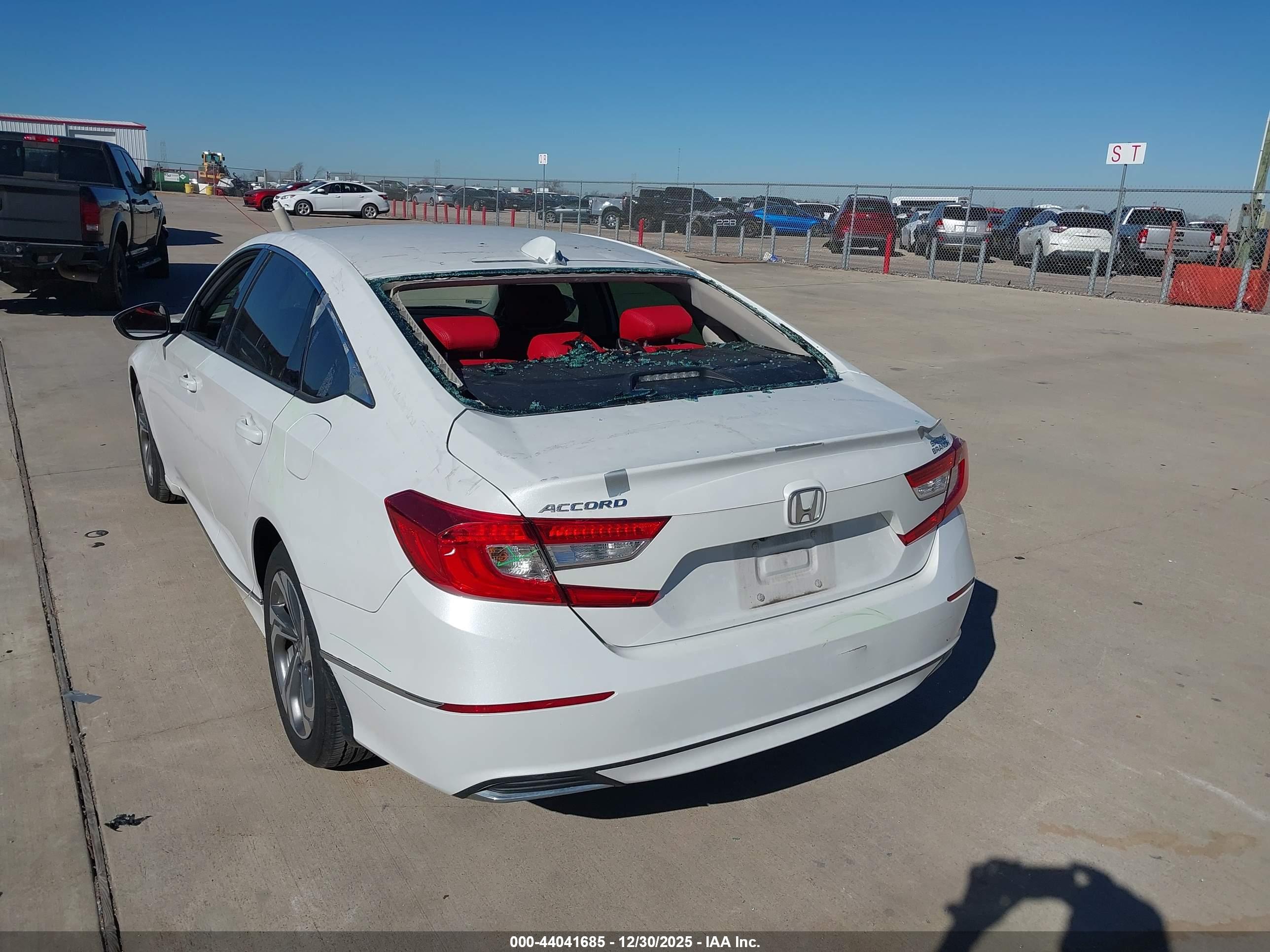 HONDA ACCORD image 6