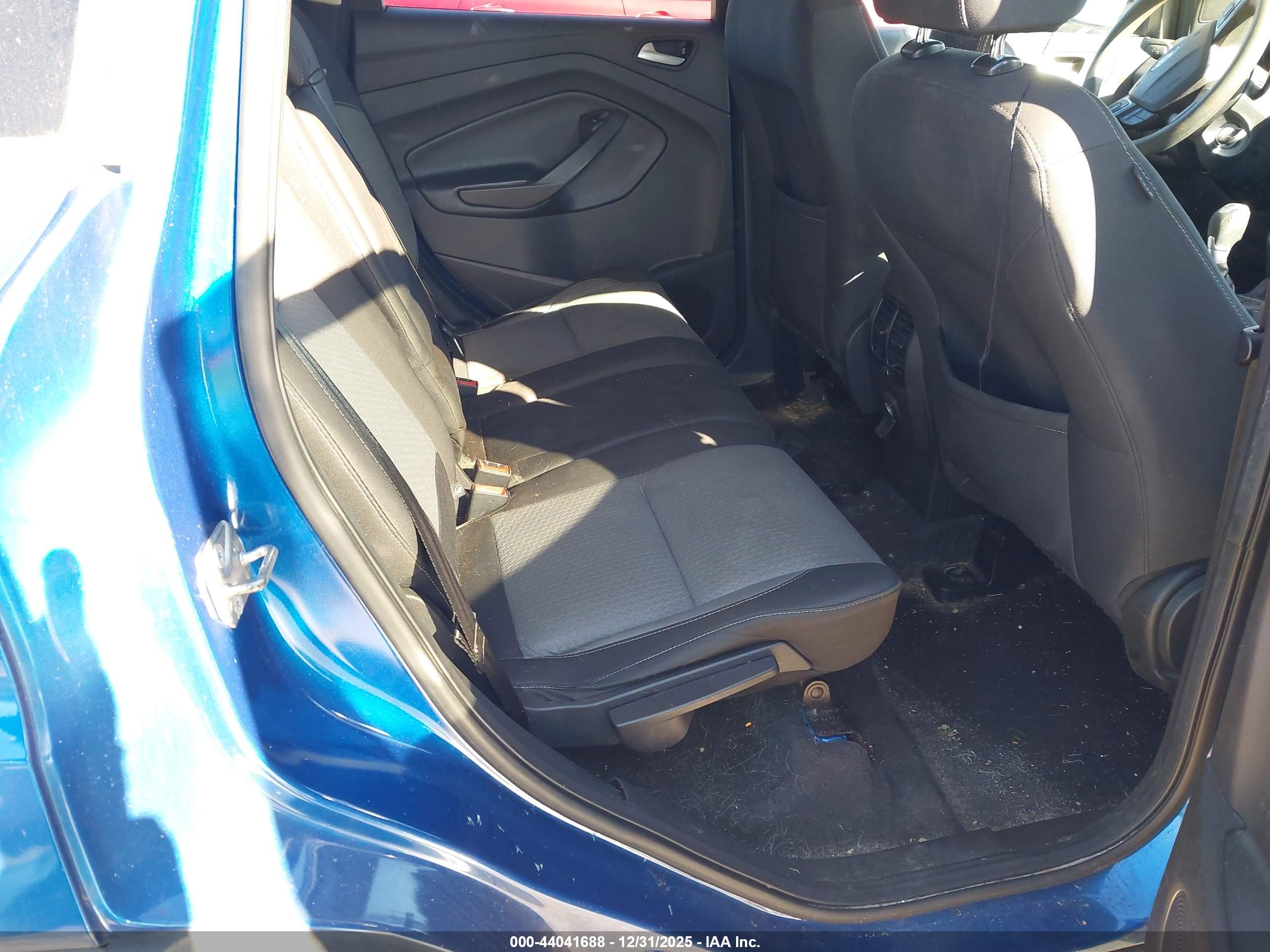 FORD ESCAPE image 8