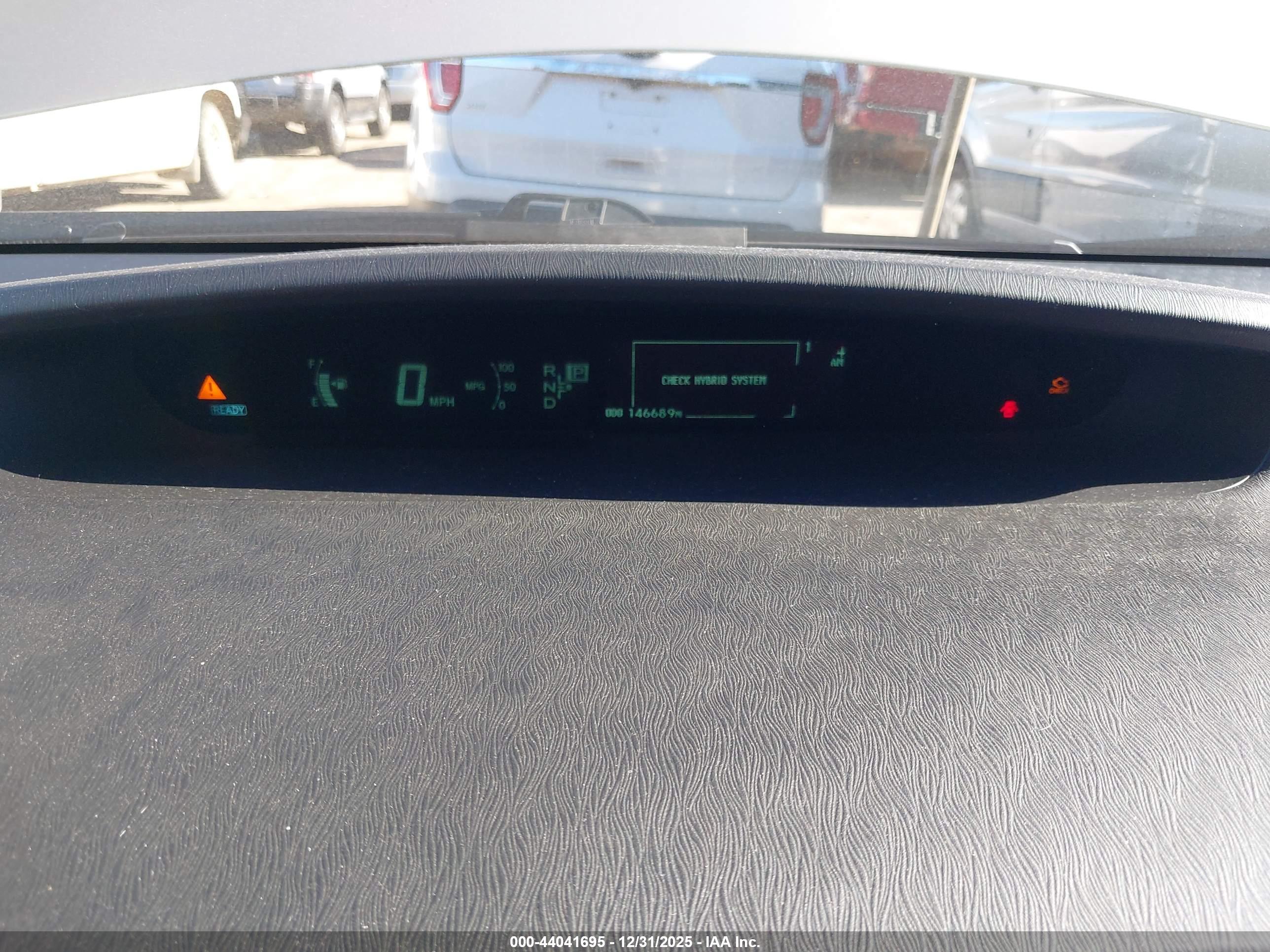 TOYOTA PRIUS image 7