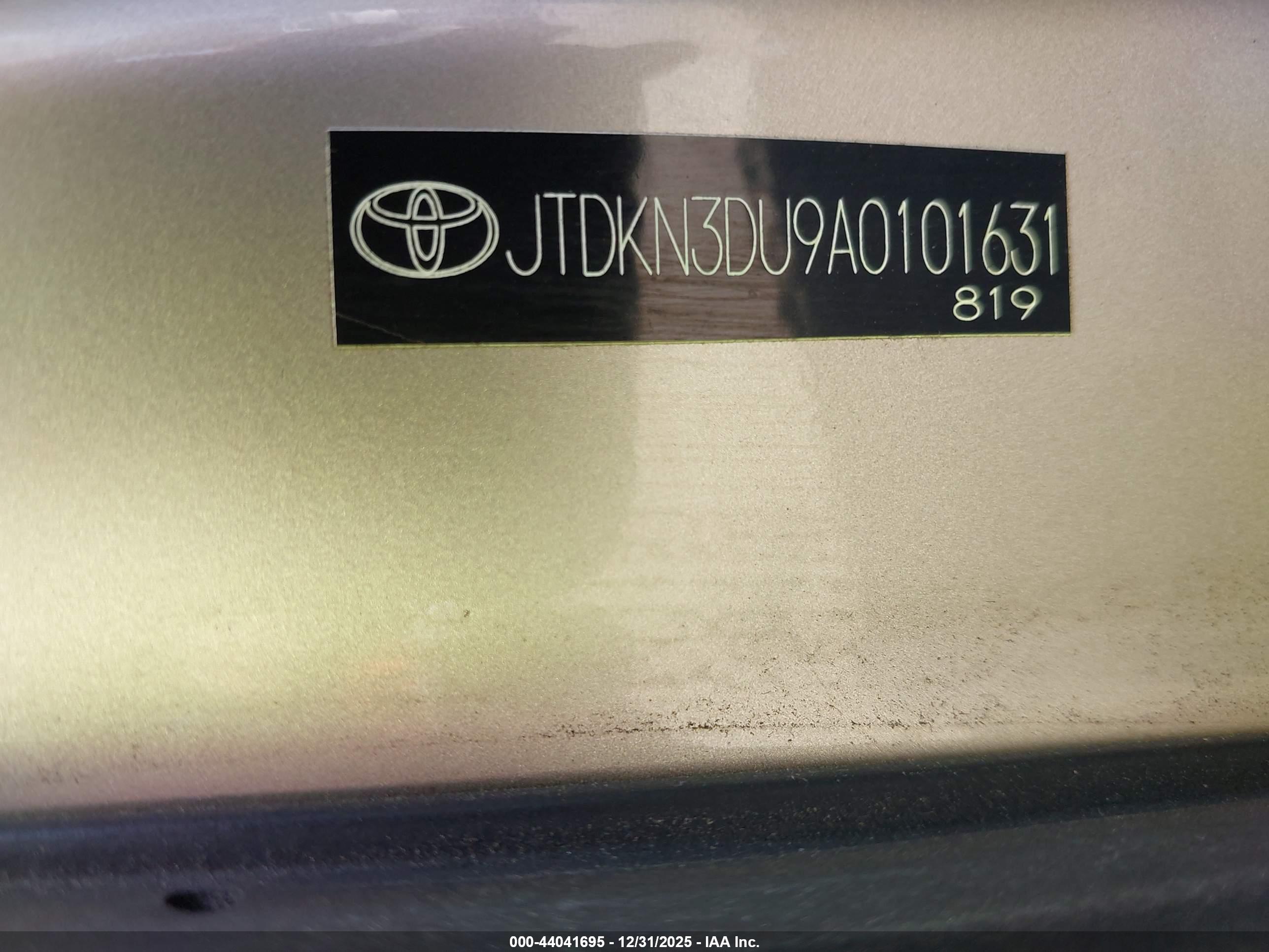 TOYOTA PRIUS image 9