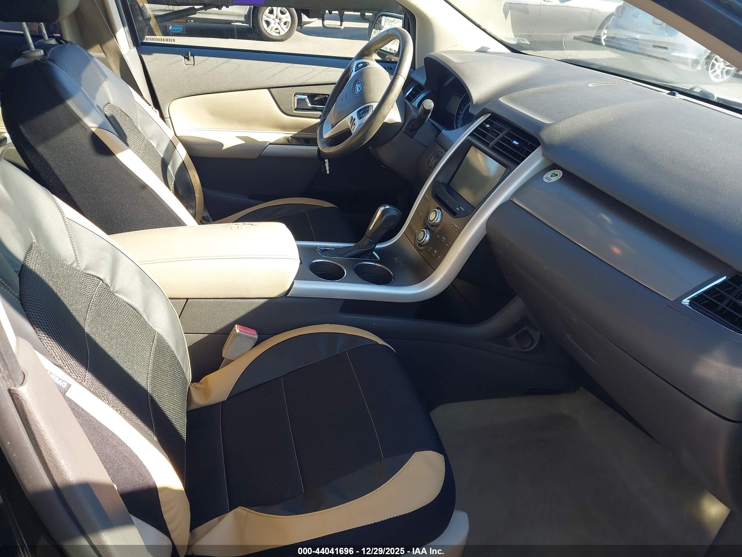 FORD EDGE image 5