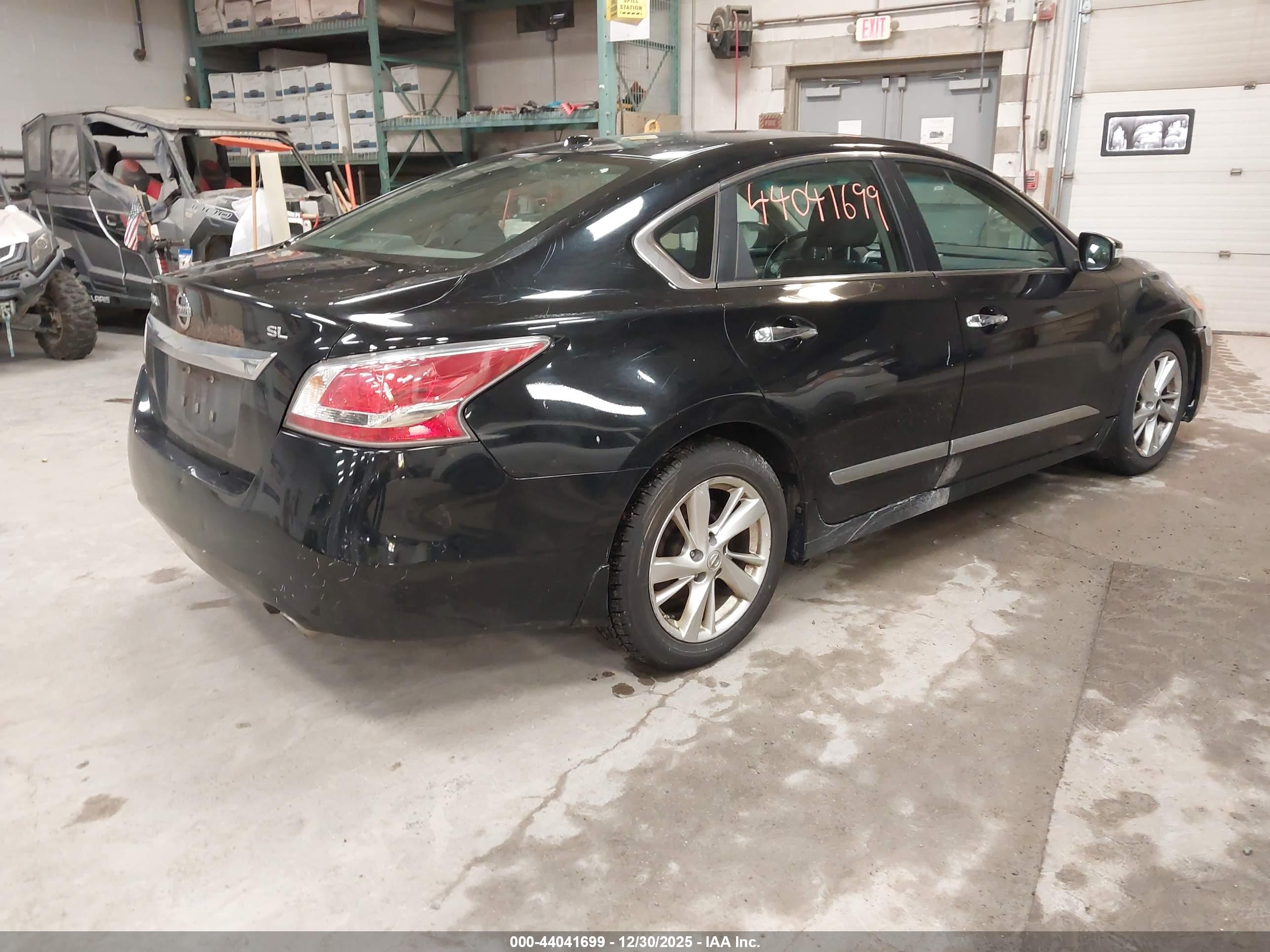 NISSAN ALTIMA image 4