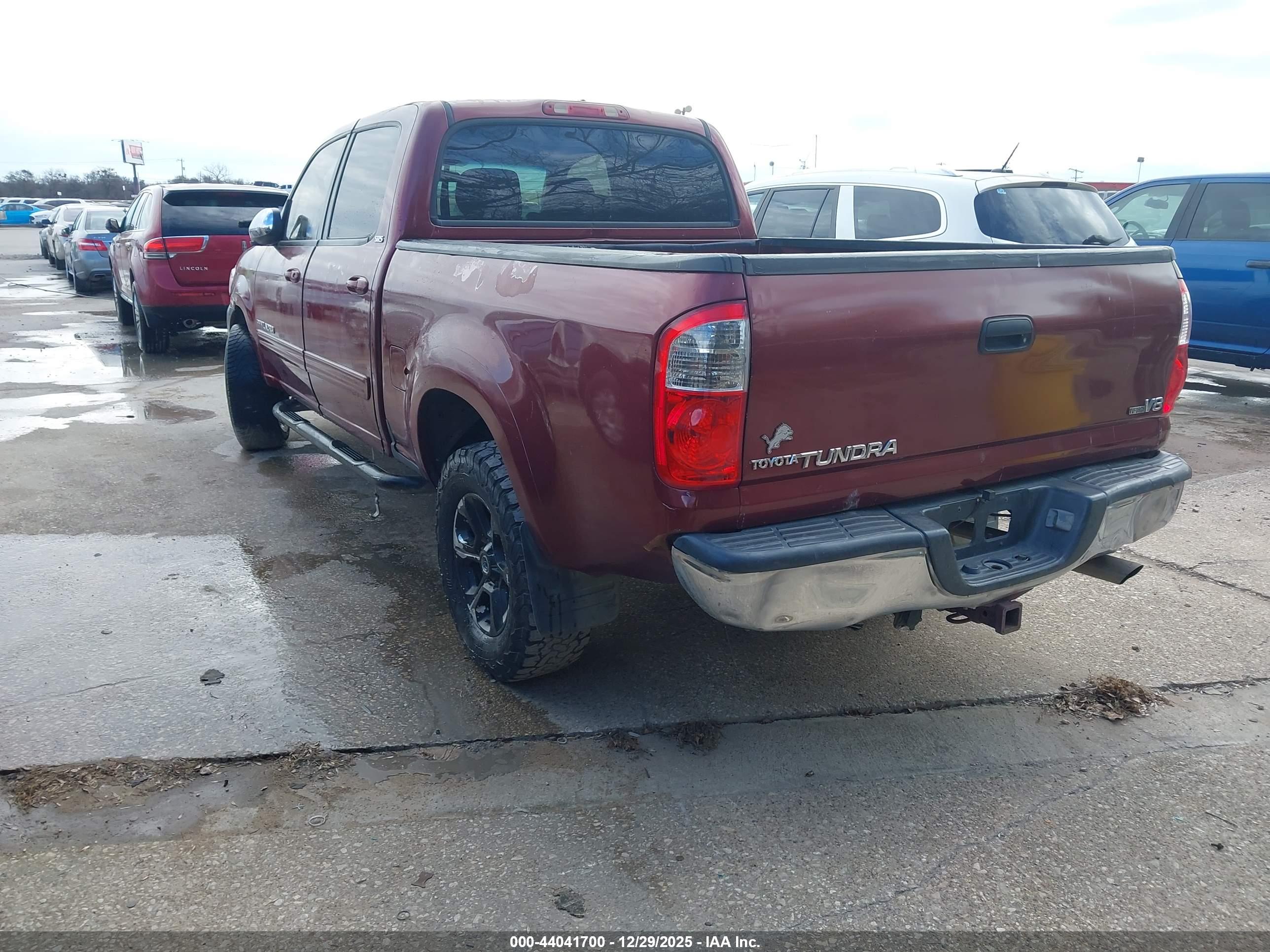 TOYOTA TUNDRA image 3