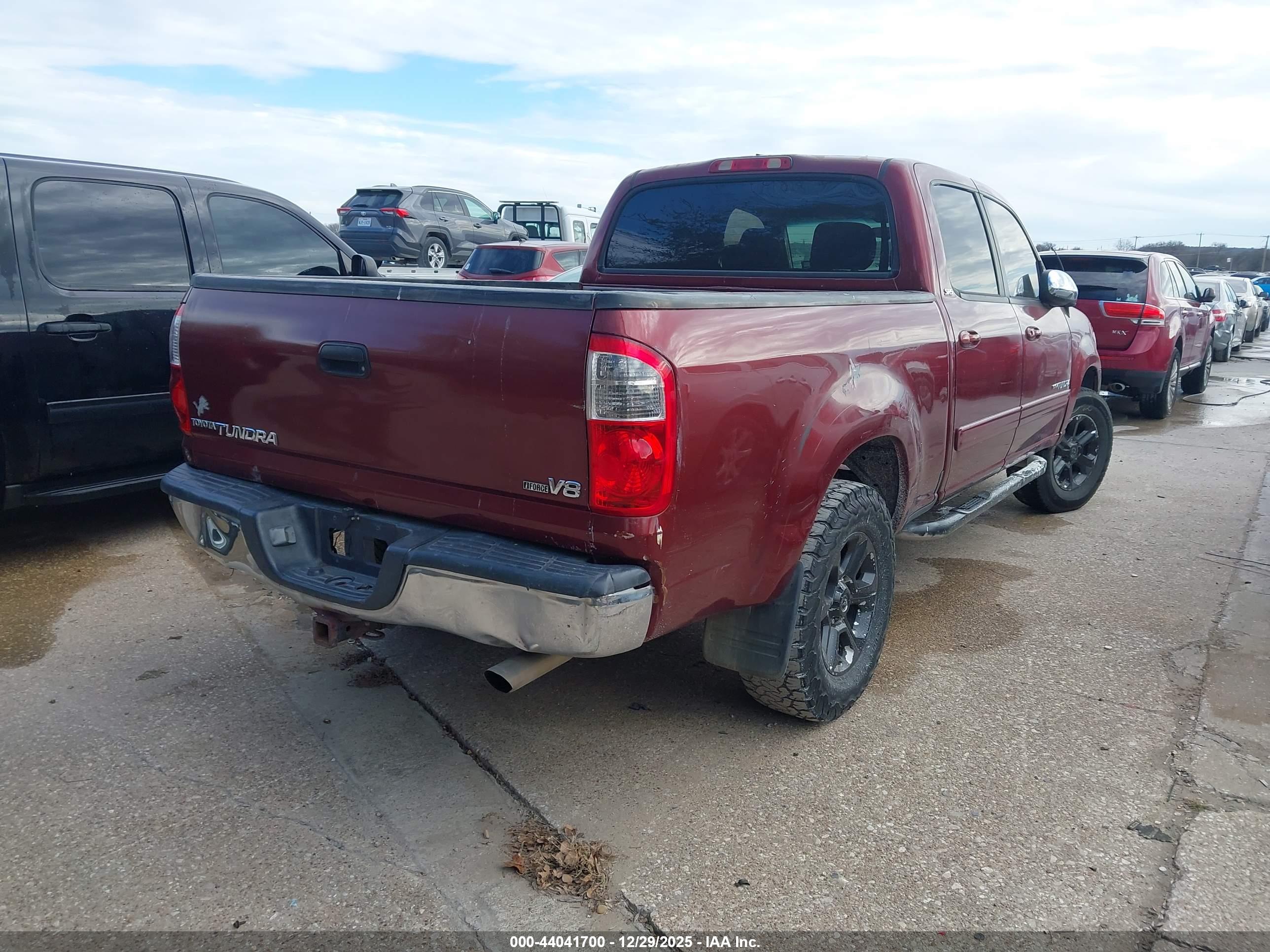 TOYOTA TUNDRA image 4