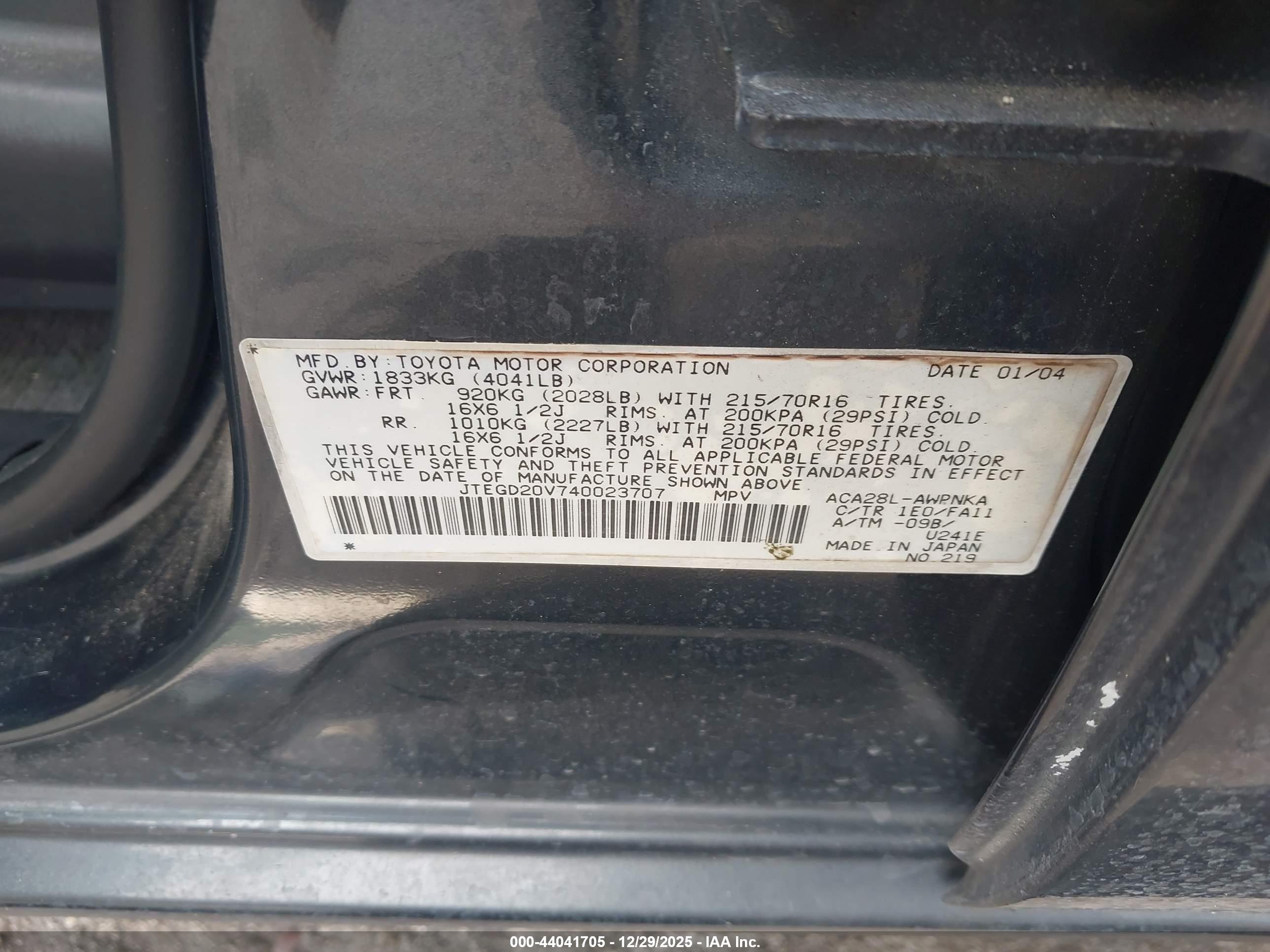 TOYOTA RAV4 image 9