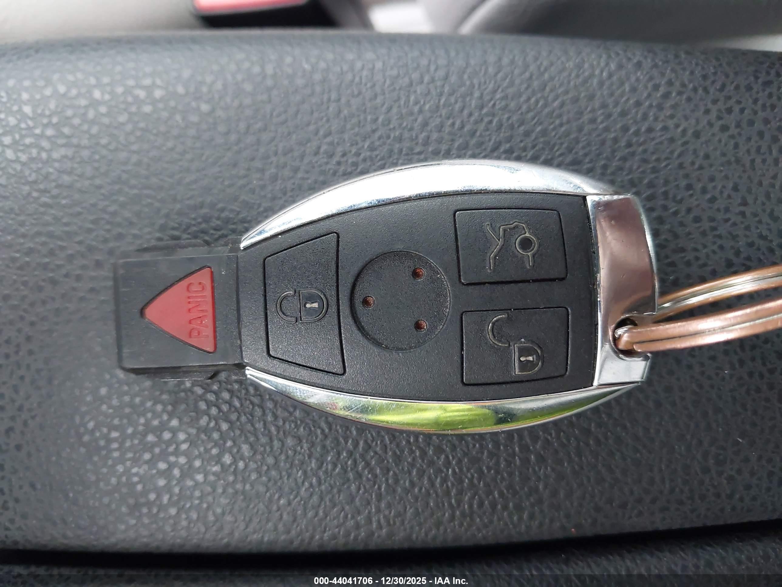 MERCEDES-BENZ C image 11