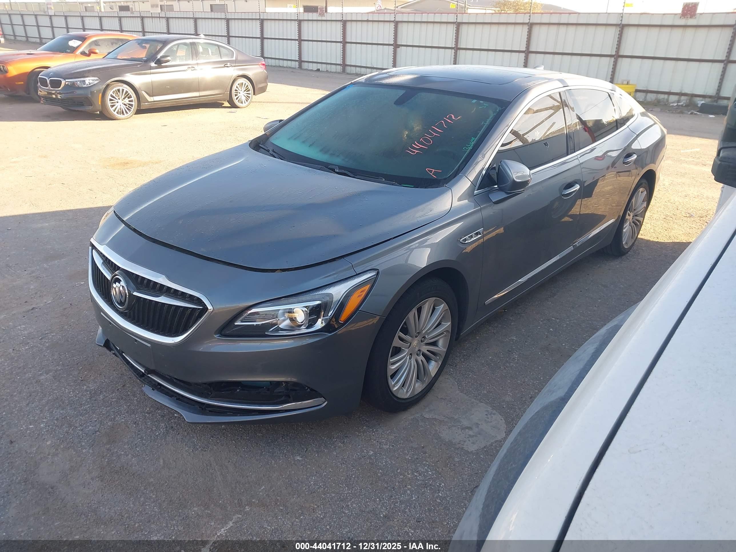 BUICK LACROSSE image 2