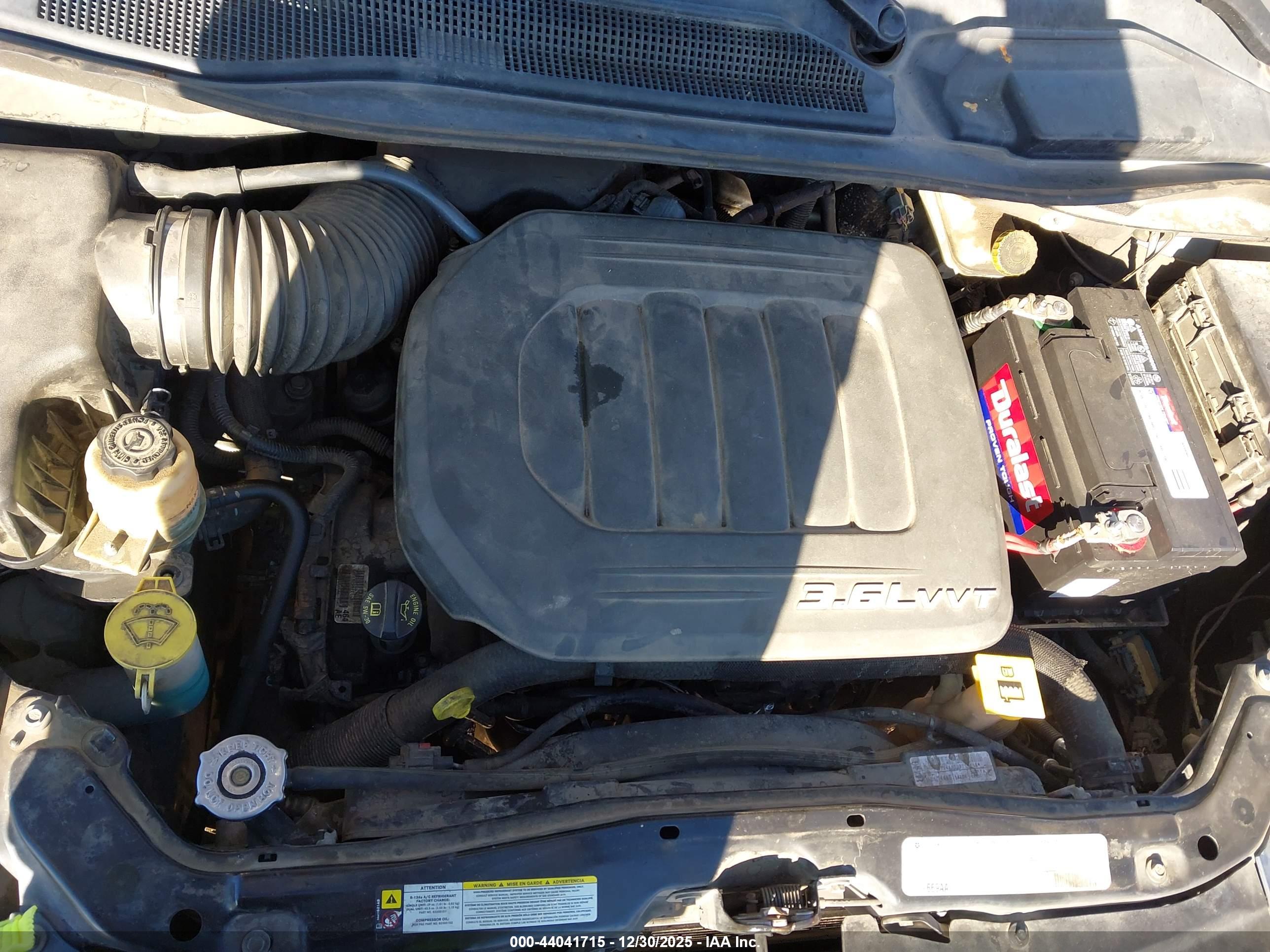 CHRYSLER TOWN image 10