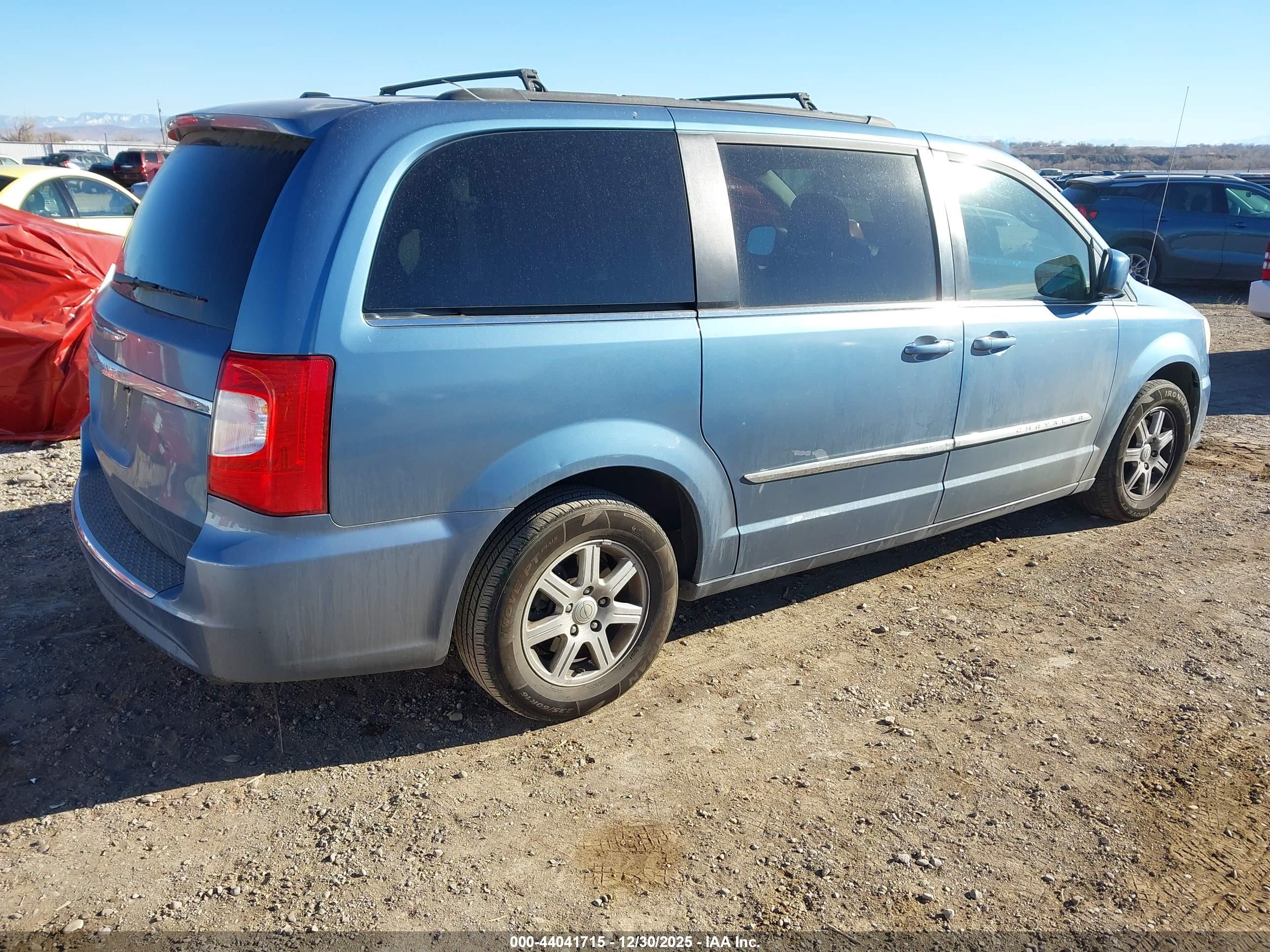 CHRYSLER TOWN image 4