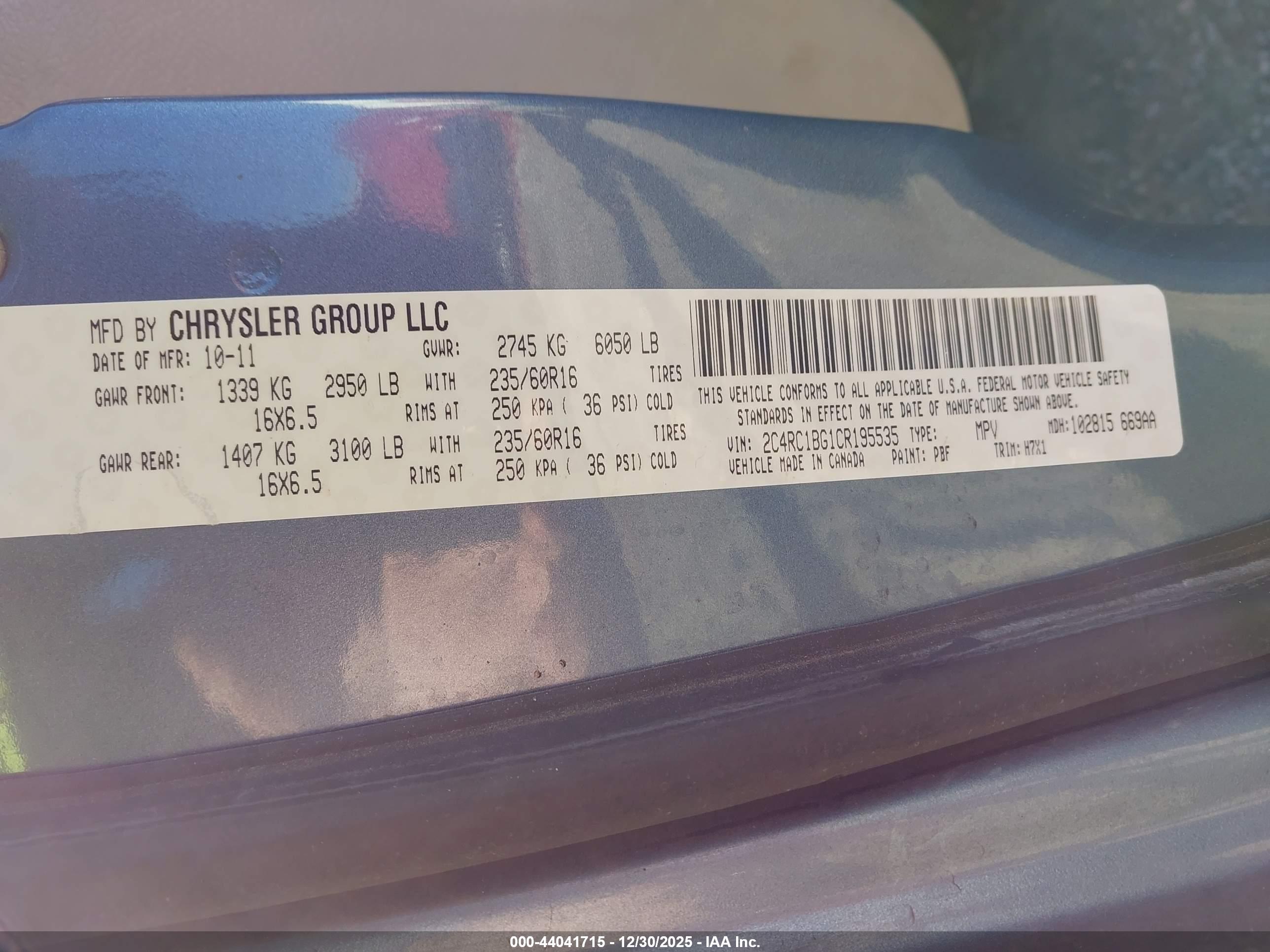 CHRYSLER TOWN image 9