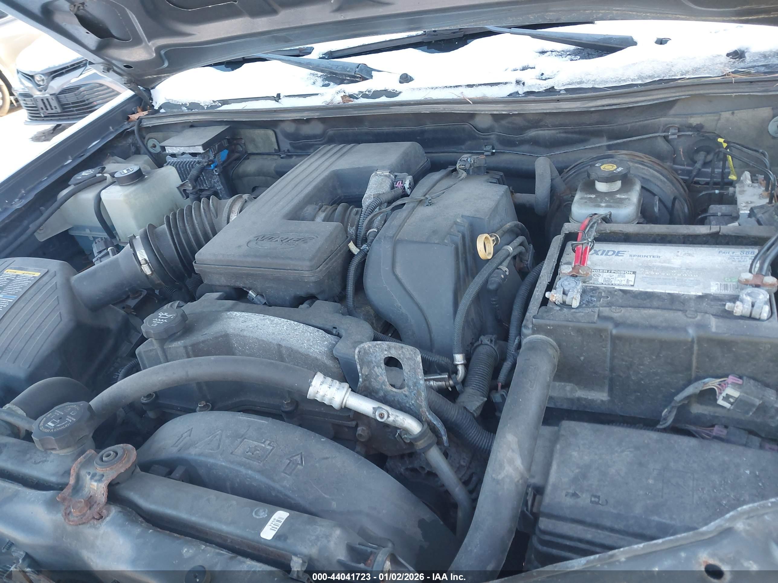 CHEVROLET COLORADO image 10
