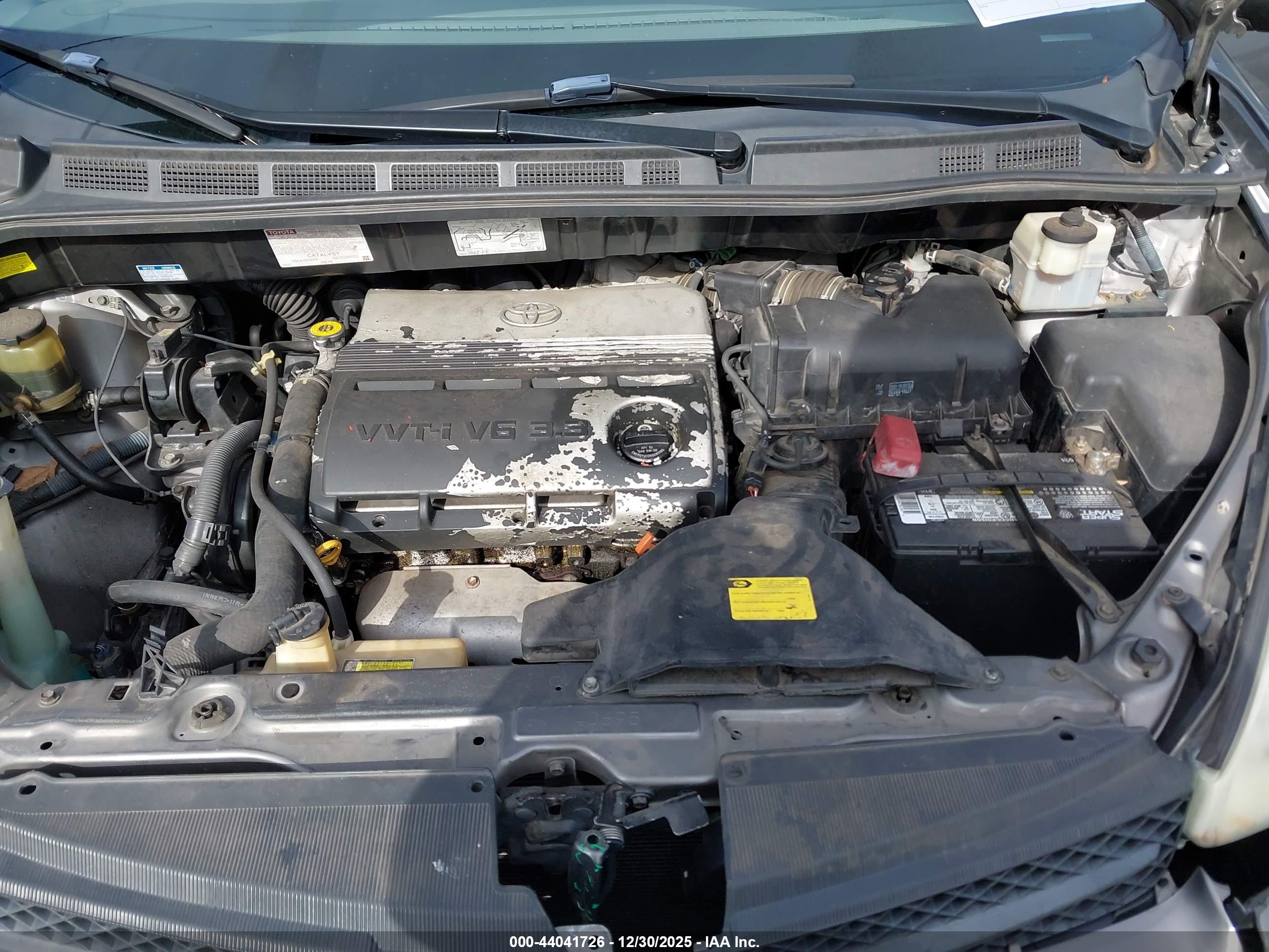 TOYOTA SIENNA image 10