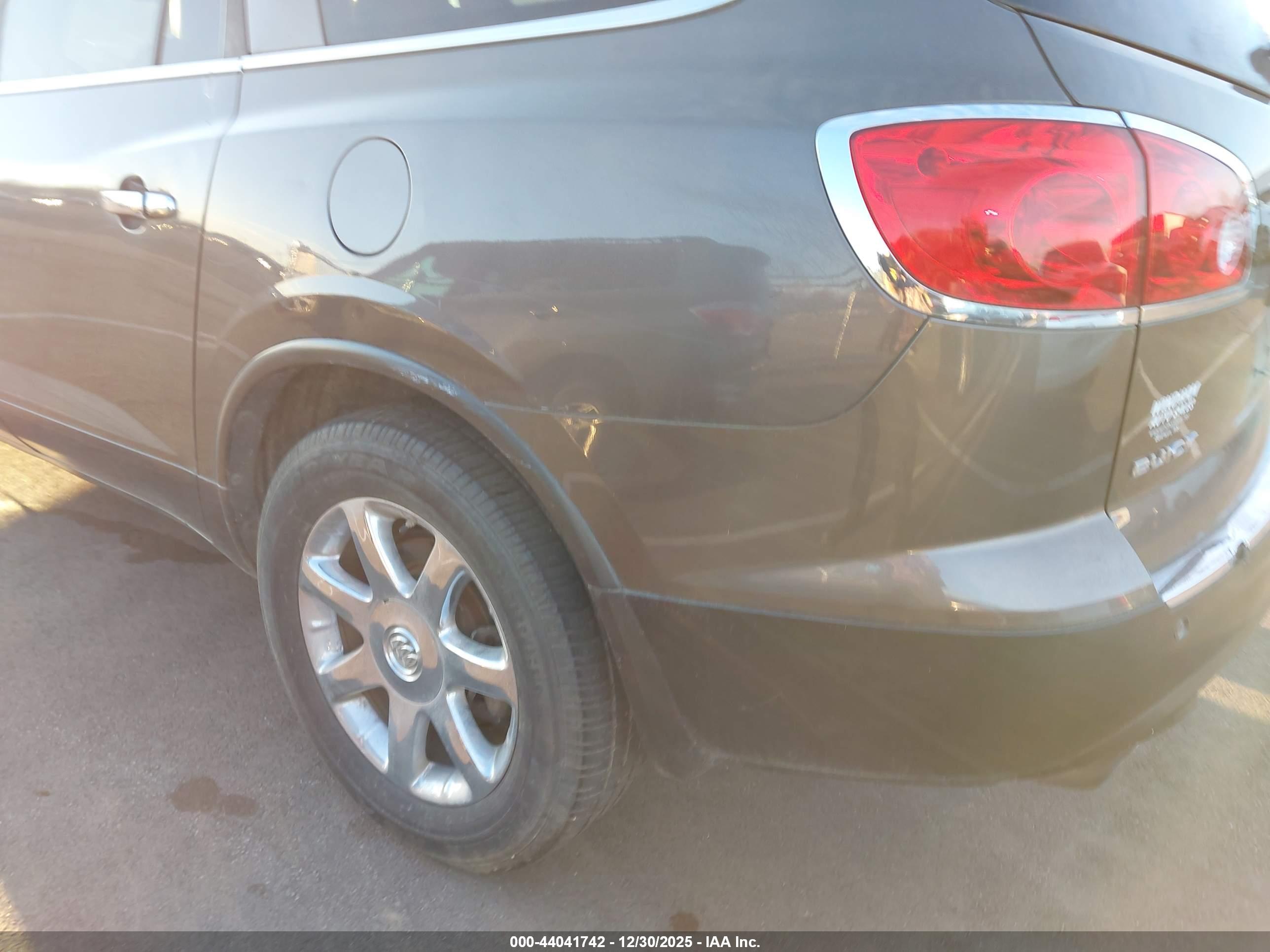 BUICK ENCLAVE image 6