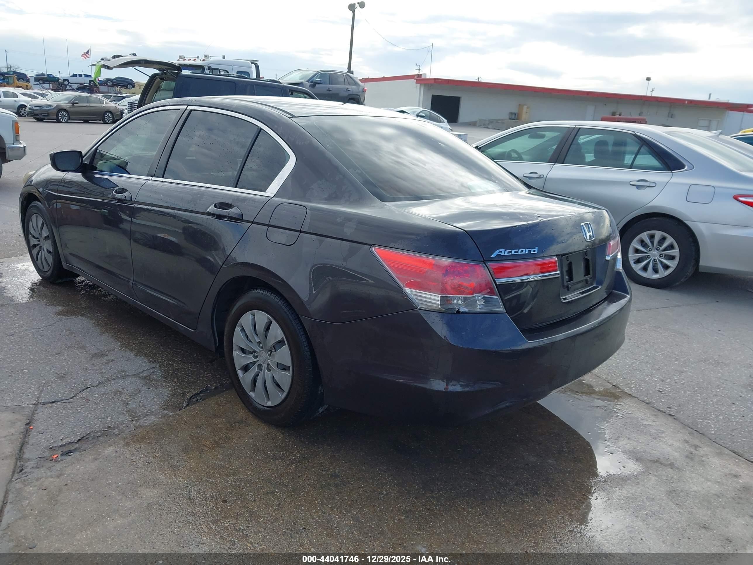 HONDA ACCORD image 3