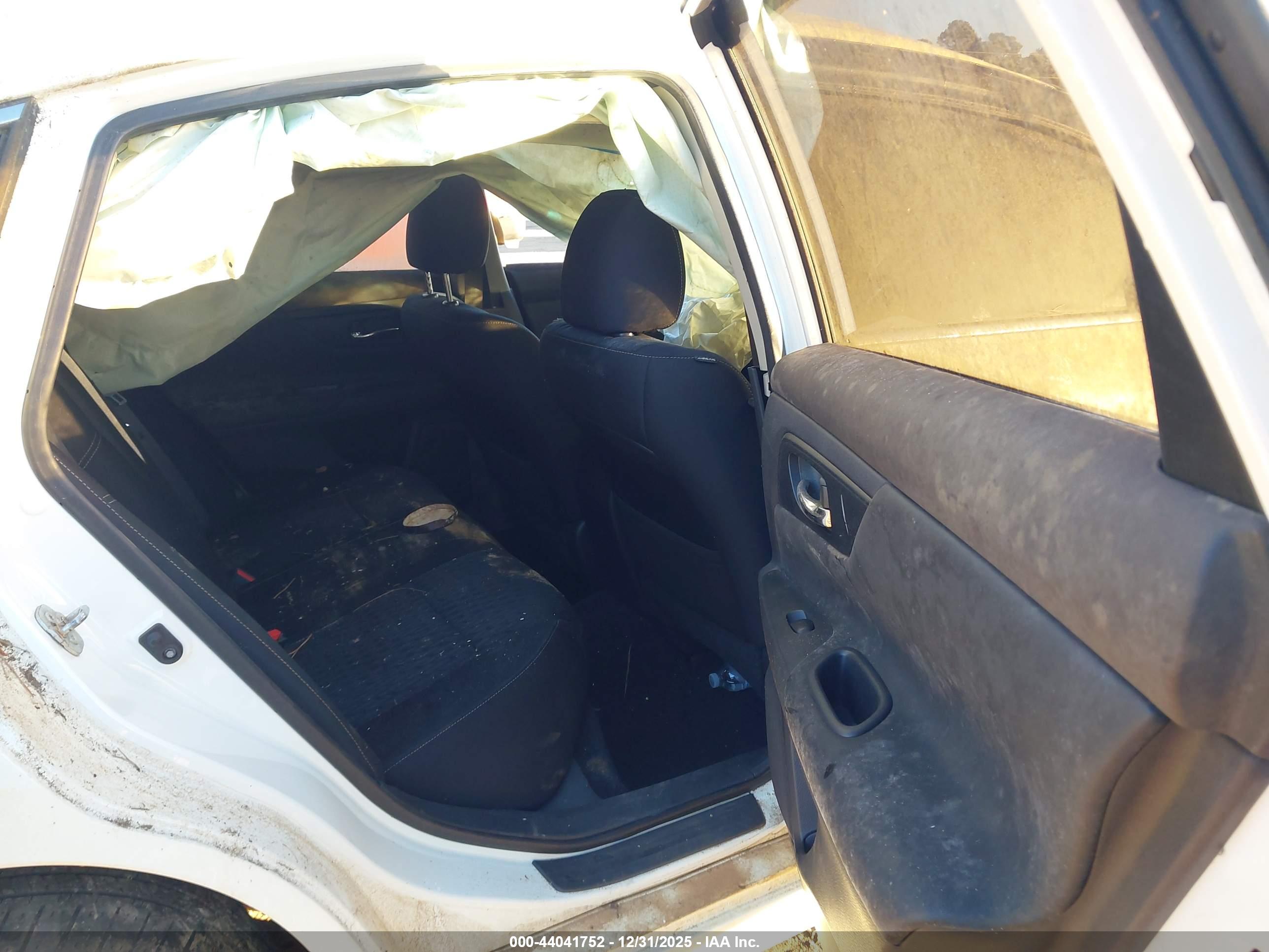 NISSAN ALTIMA image 8