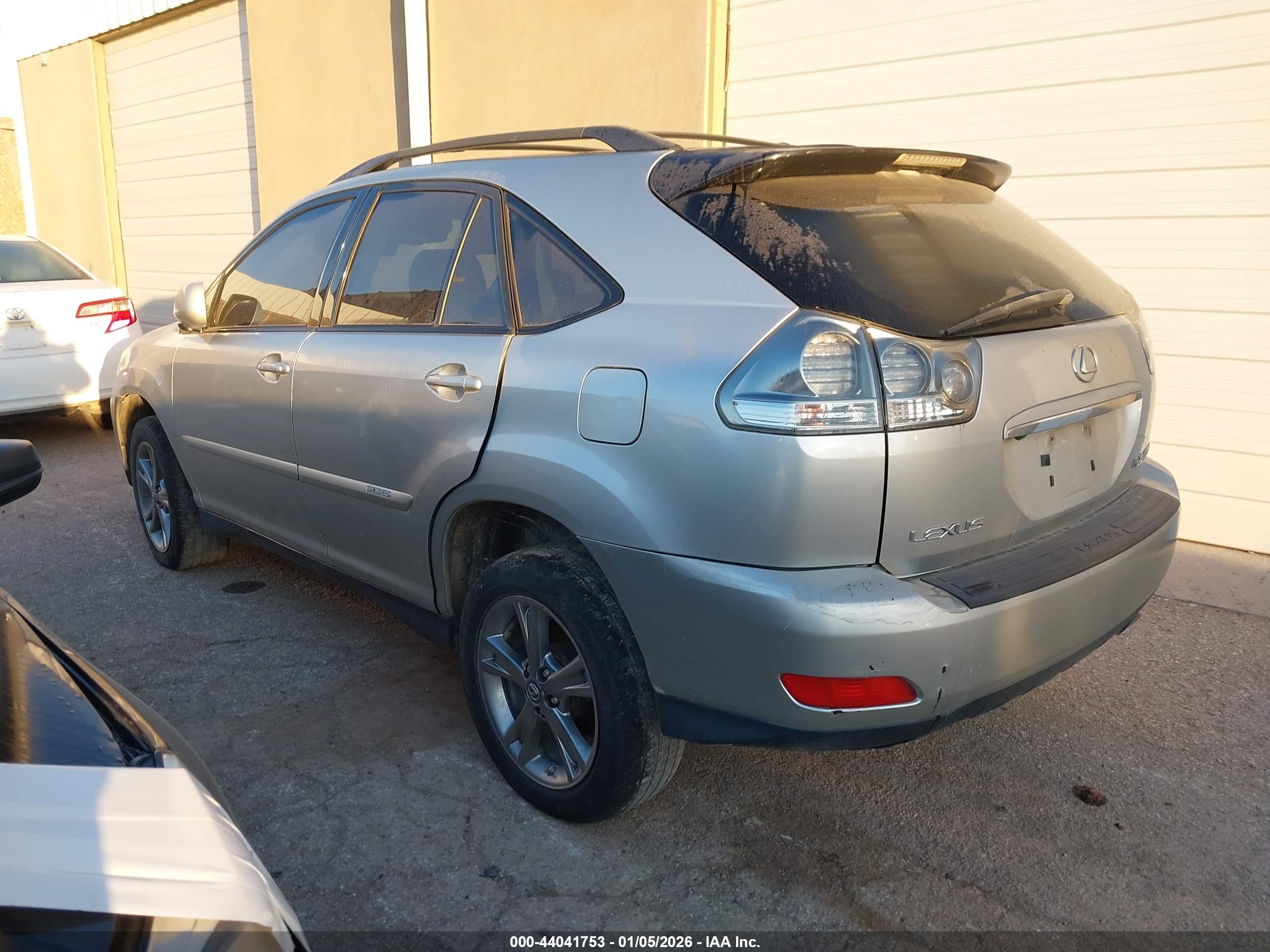 LEXUS RX image 3
