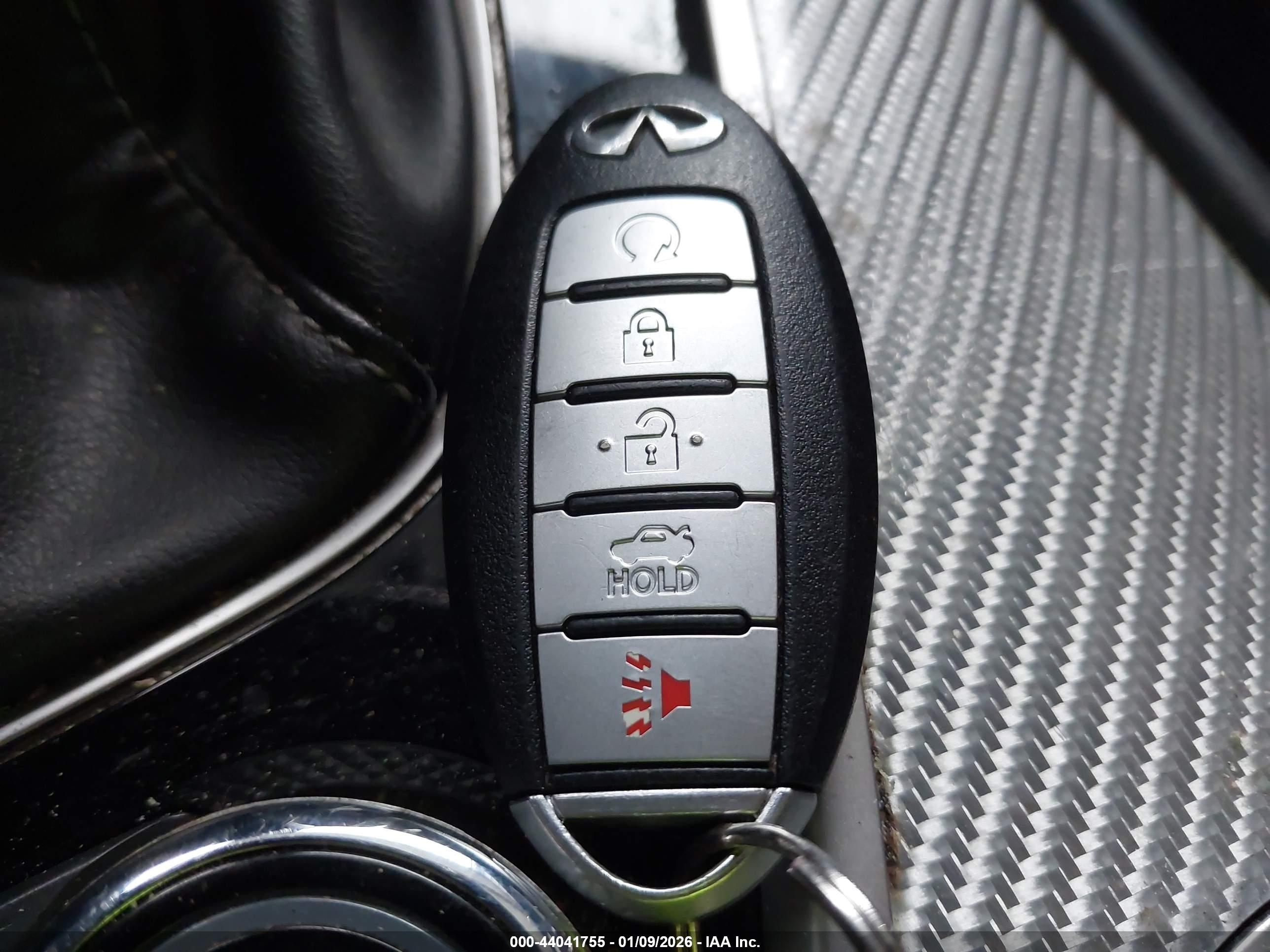 INFINITI Q60 image 11