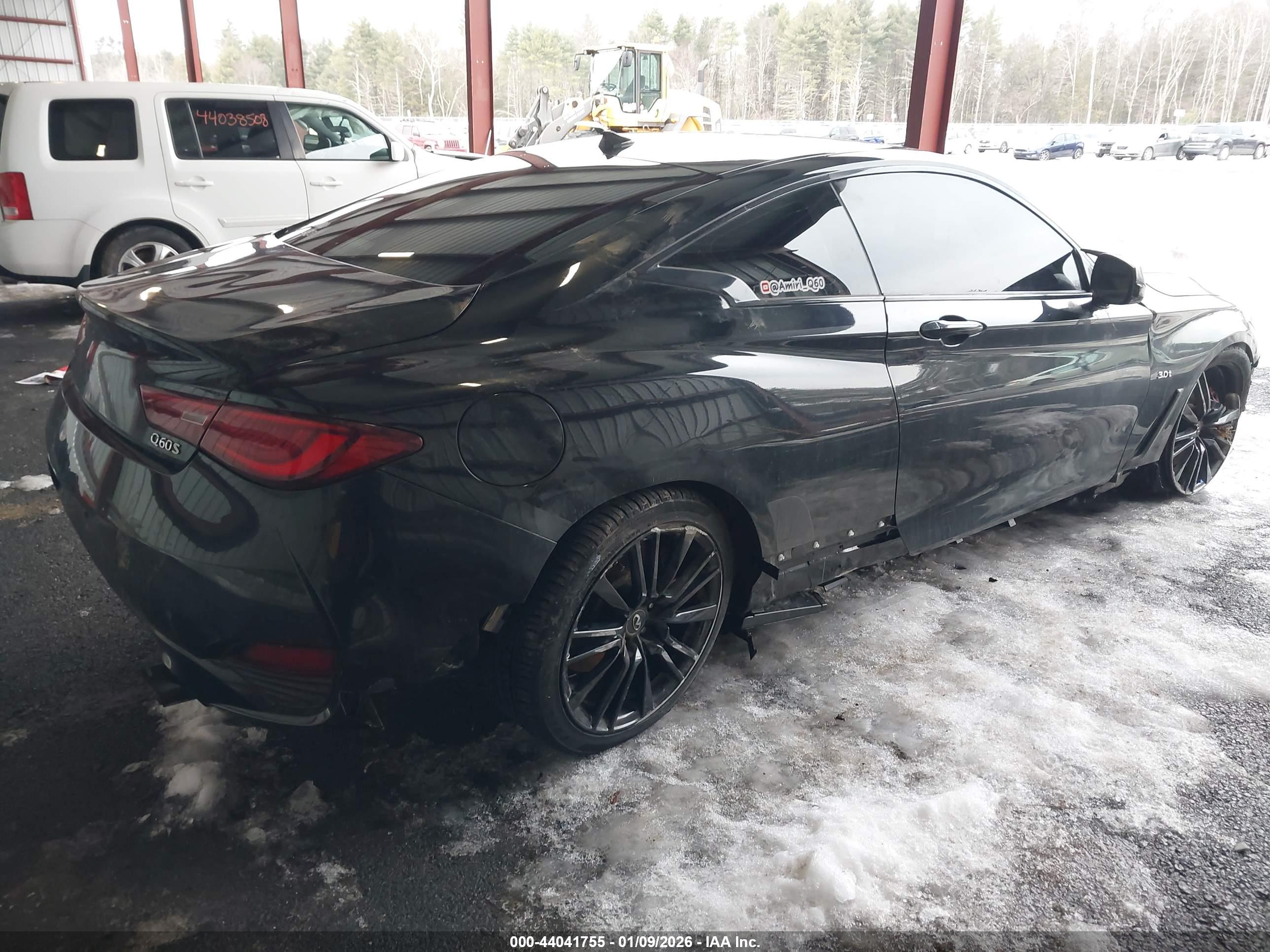 INFINITI Q60 image 4