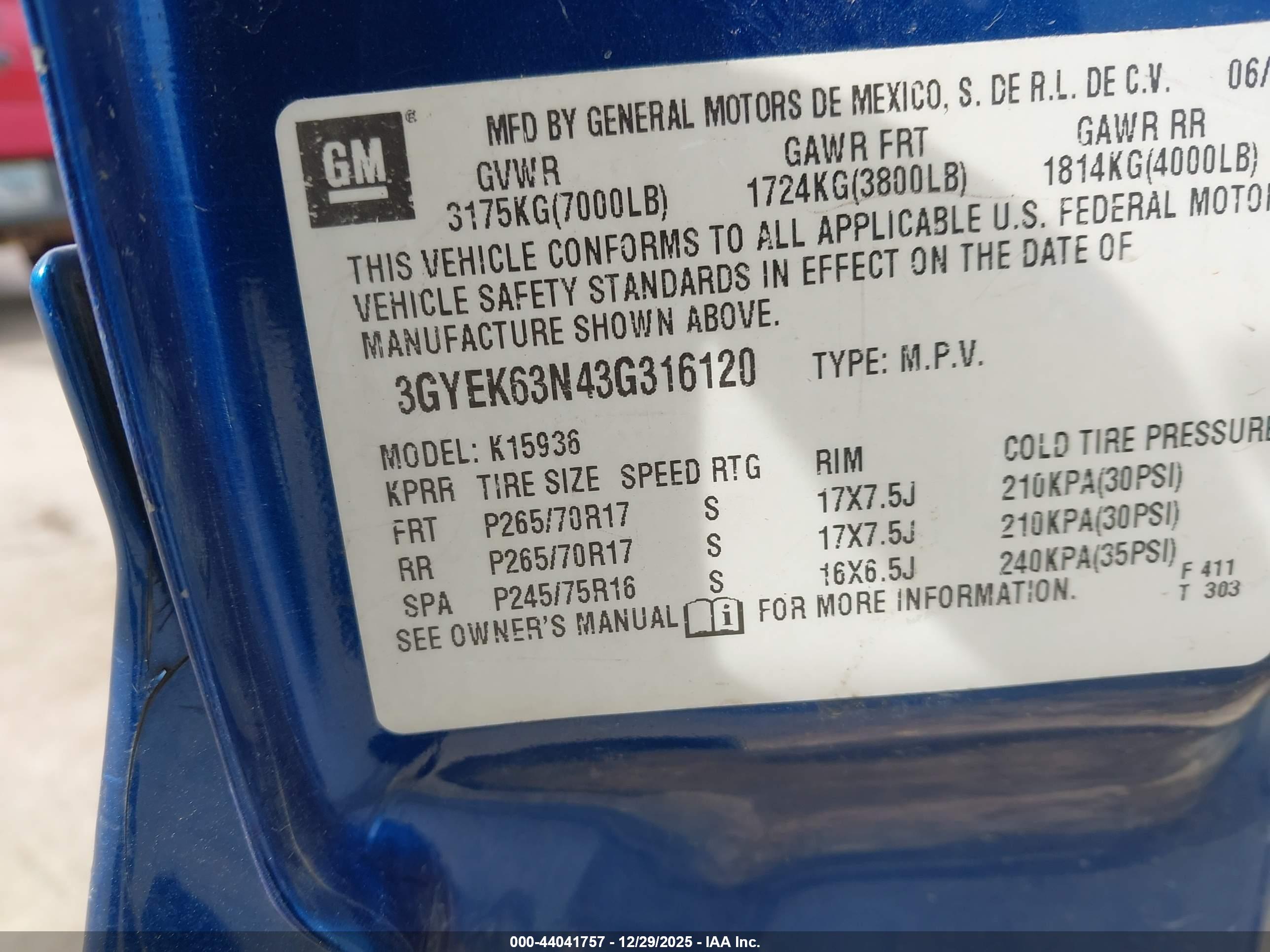CADILLAC ESCALADE image 9