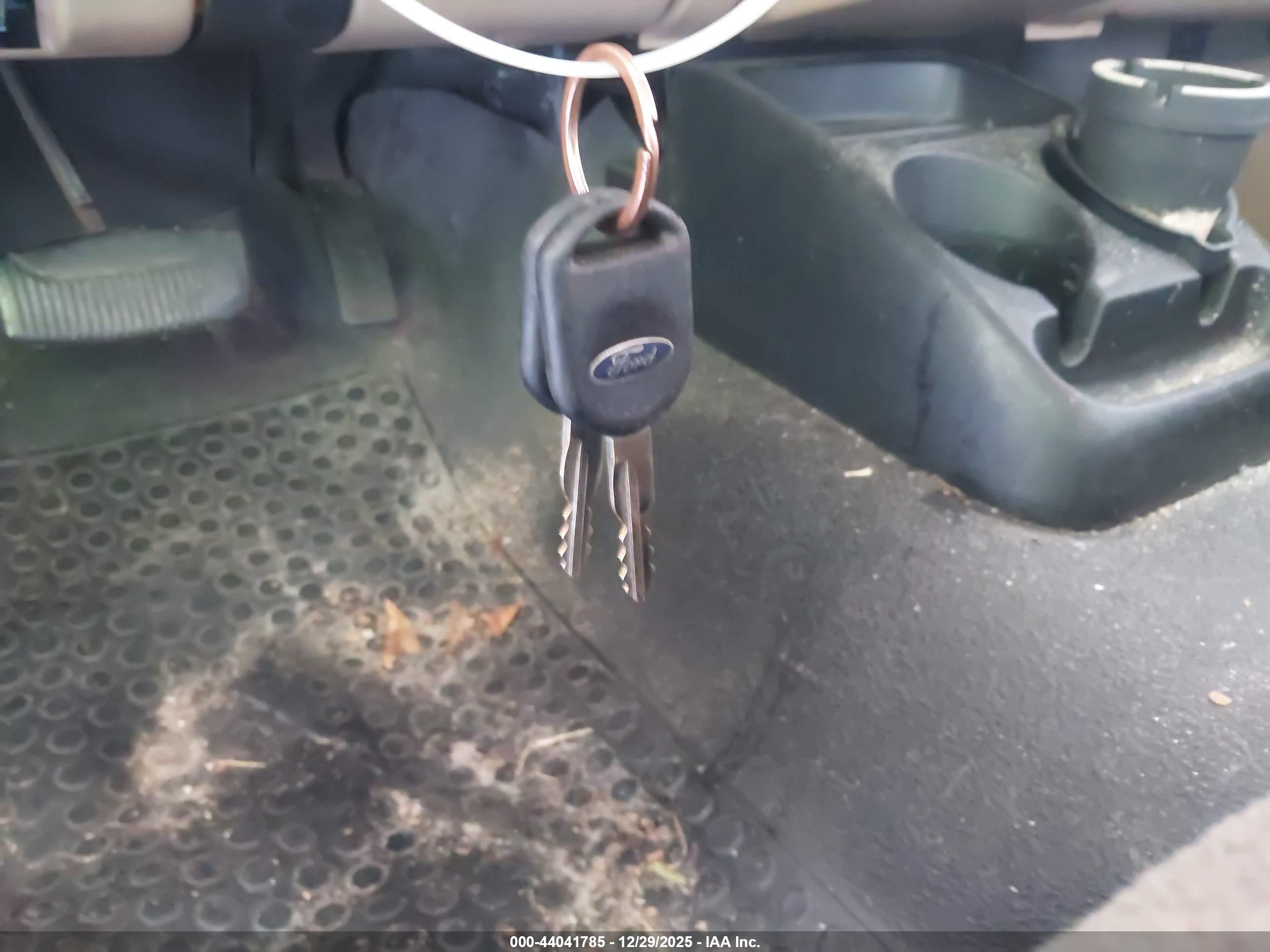 FORD RANGER image 11