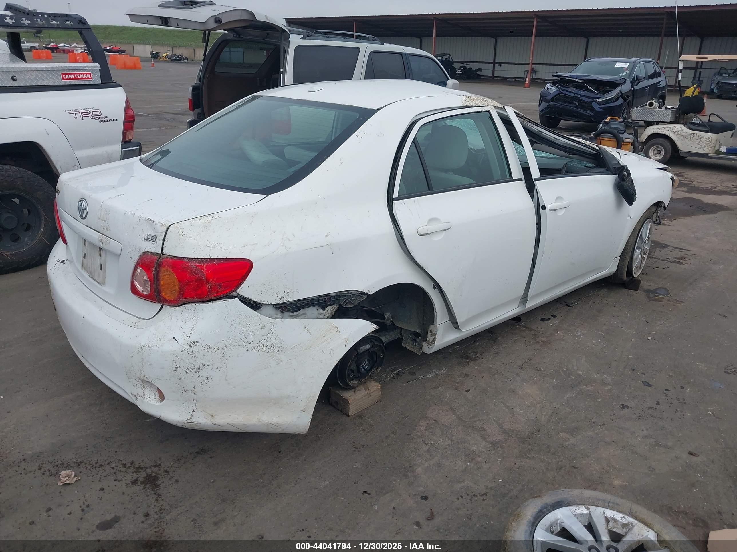 TOYOTA COROLLA image 4