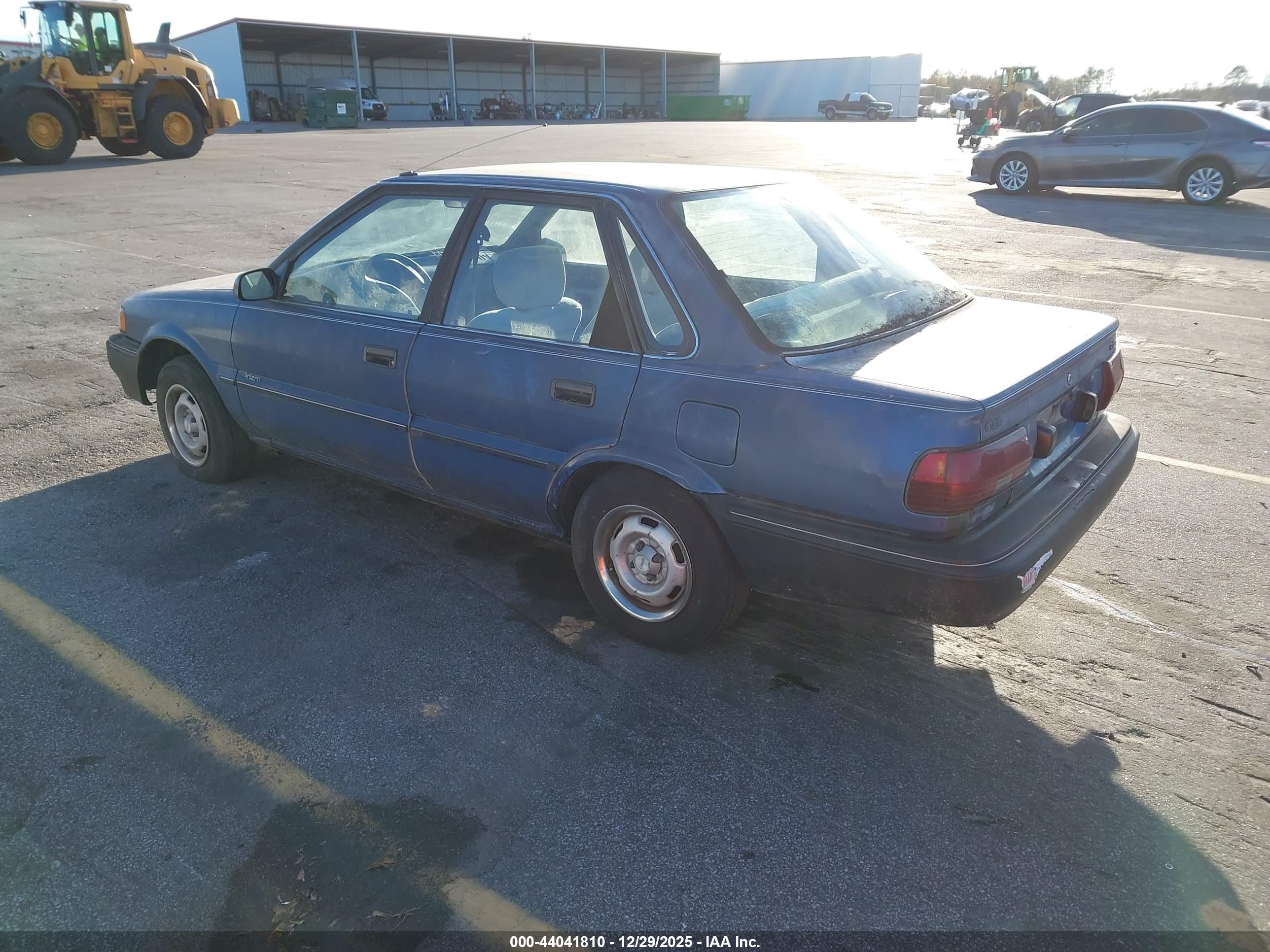 GEO PRIZM image 3