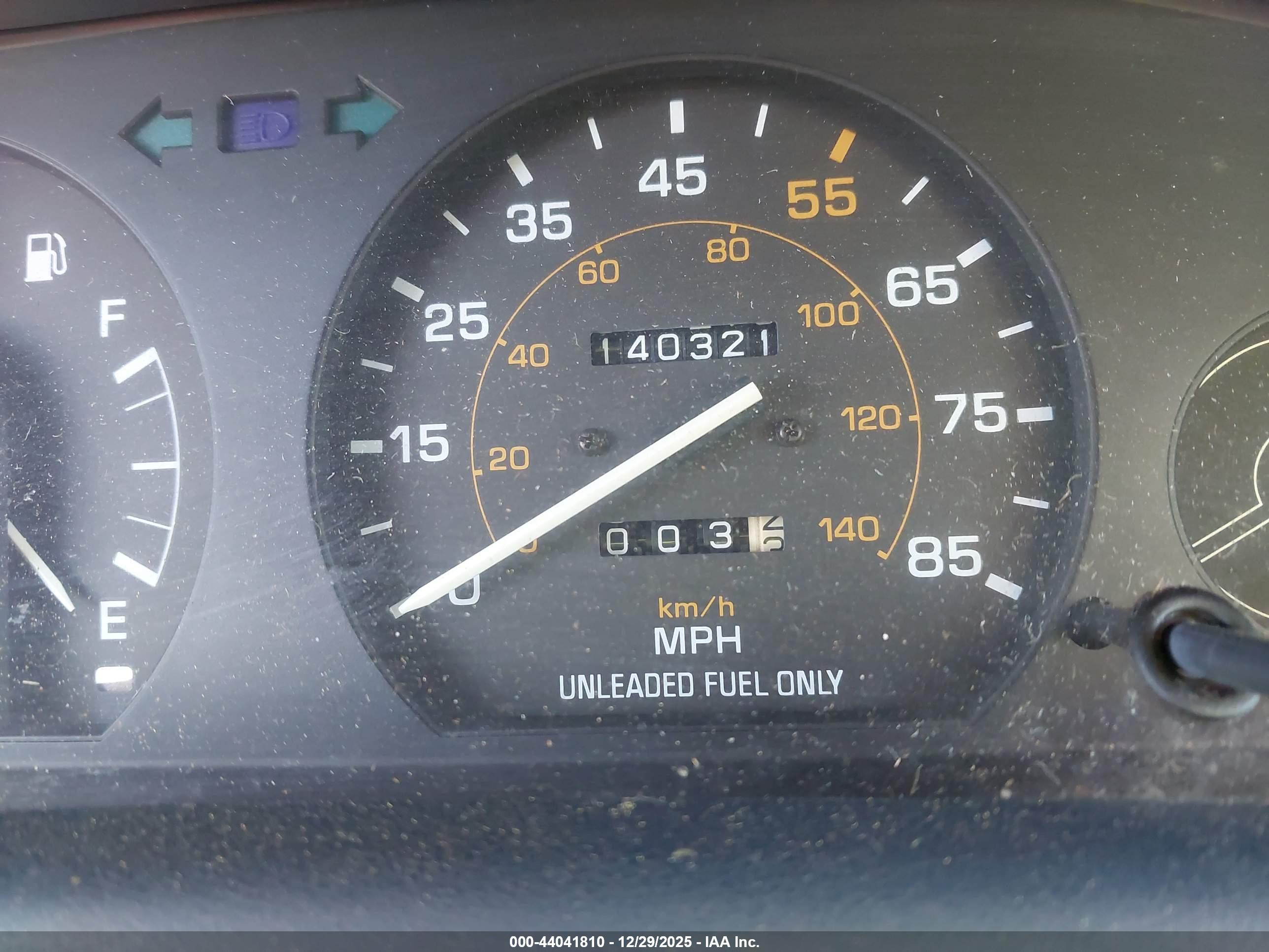 GEO PRIZM image 7