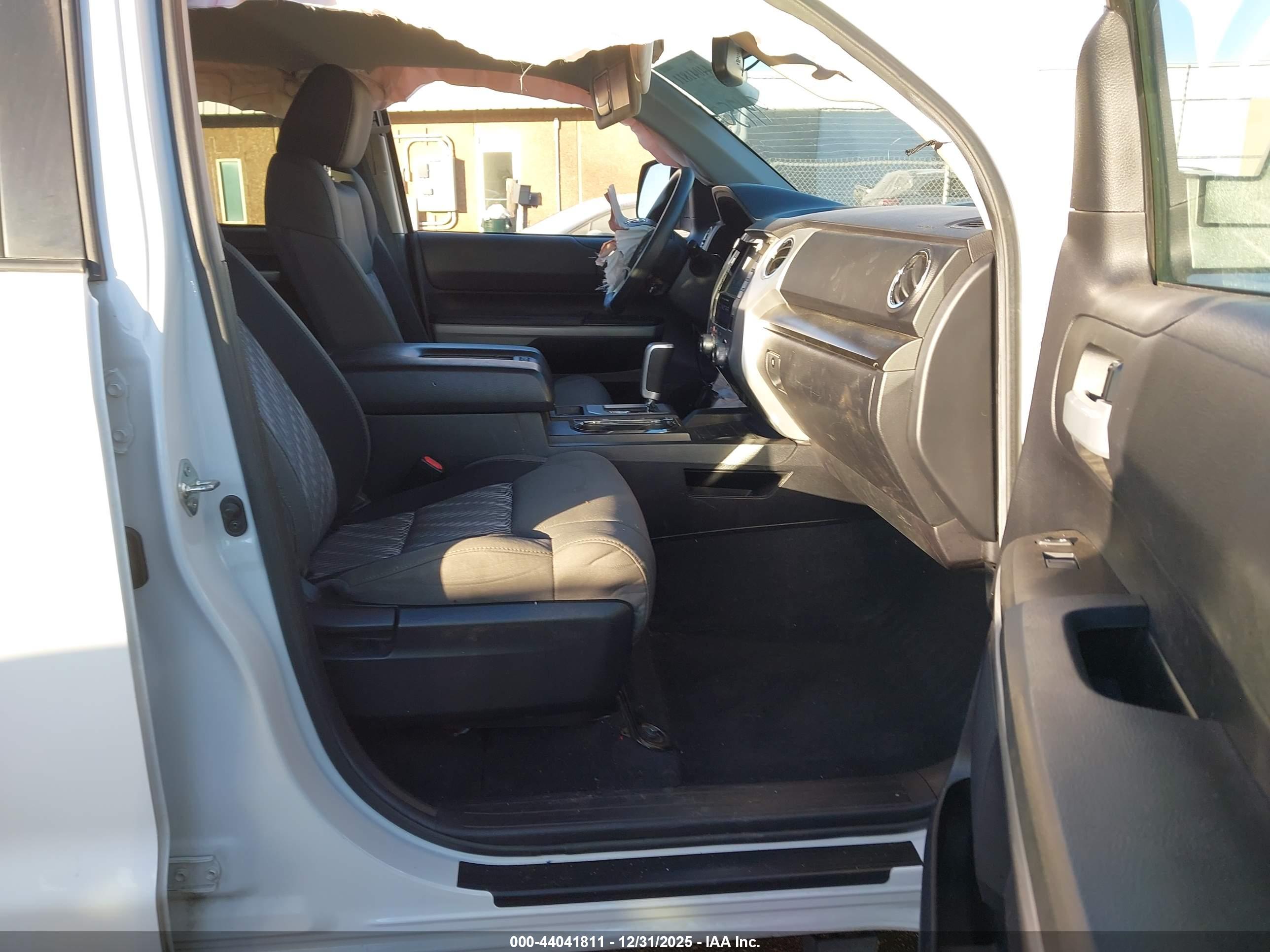 TOYOTA TUNDRA image 5