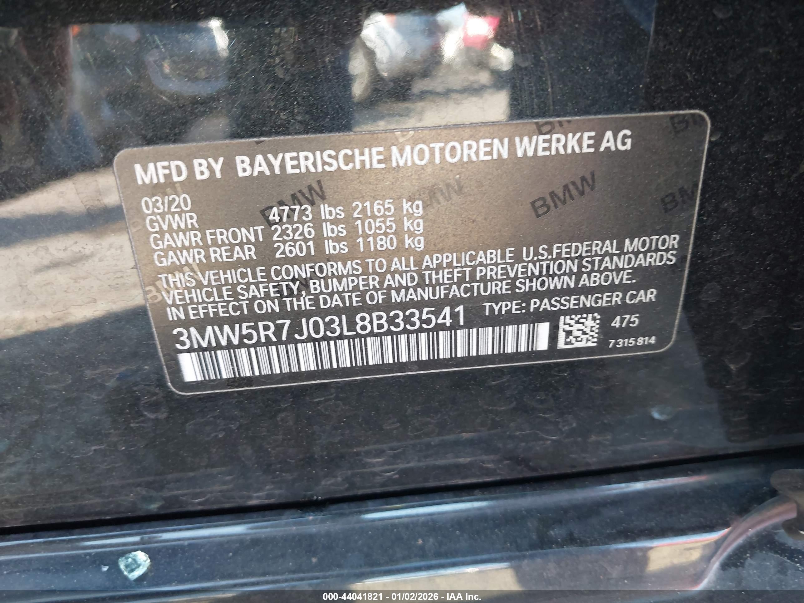 BMW 330I image 9