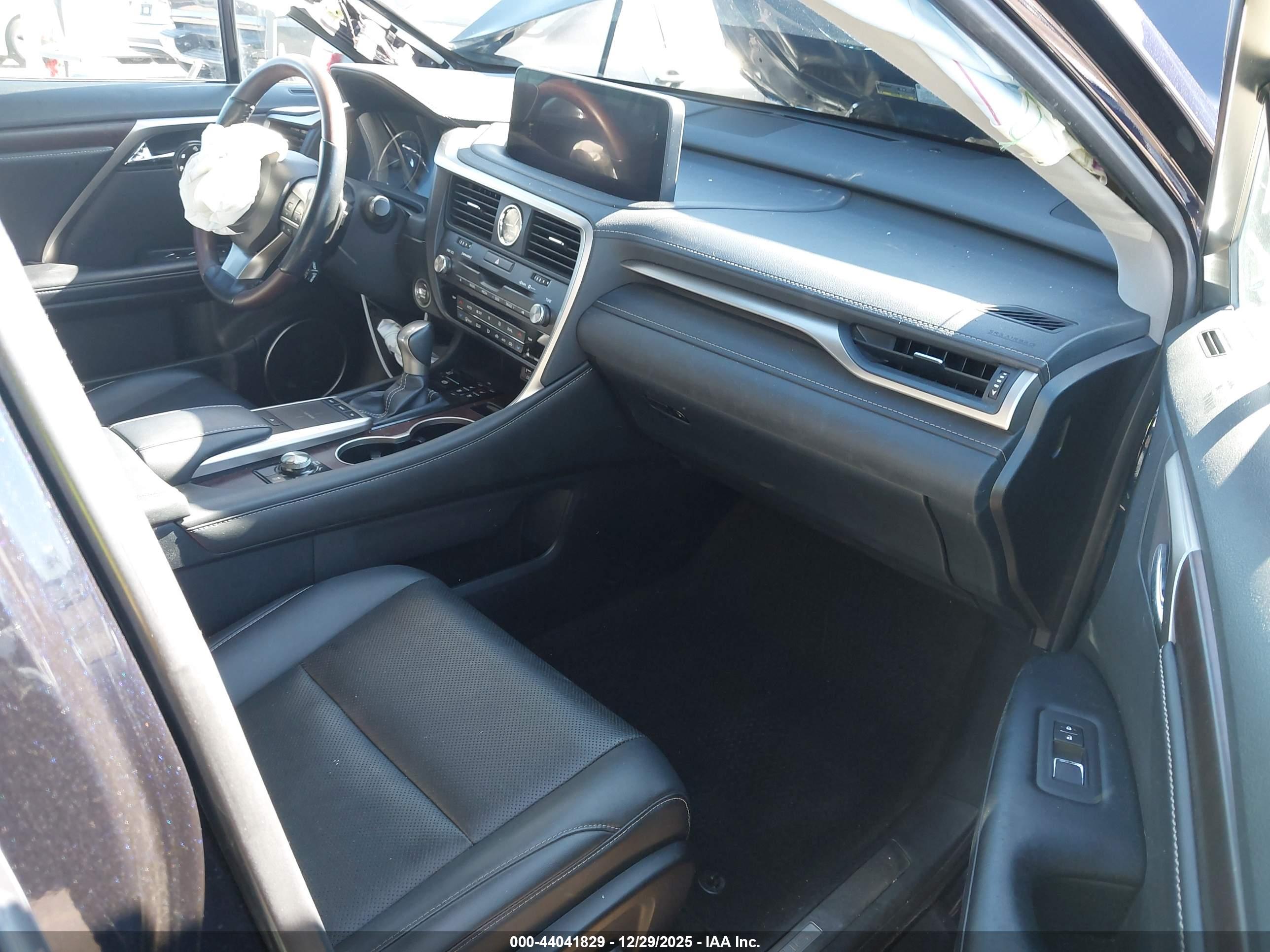 LEXUS RX image 5