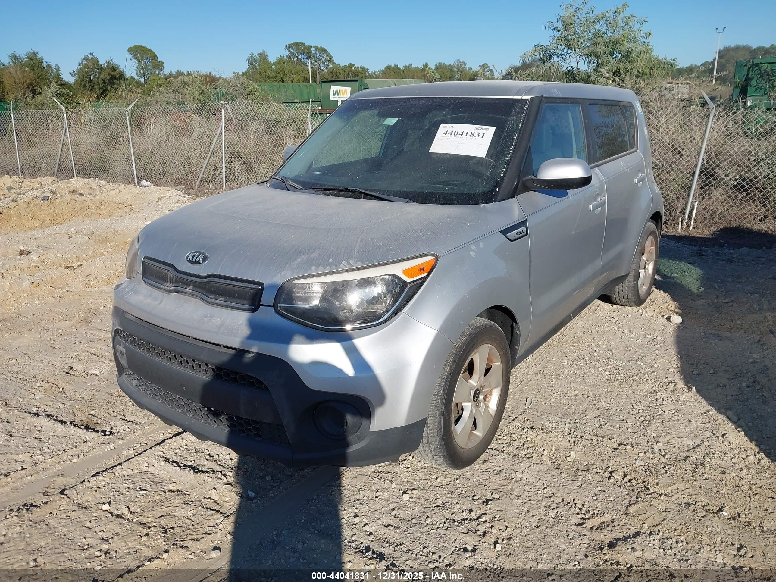 KIA SOUL image 2