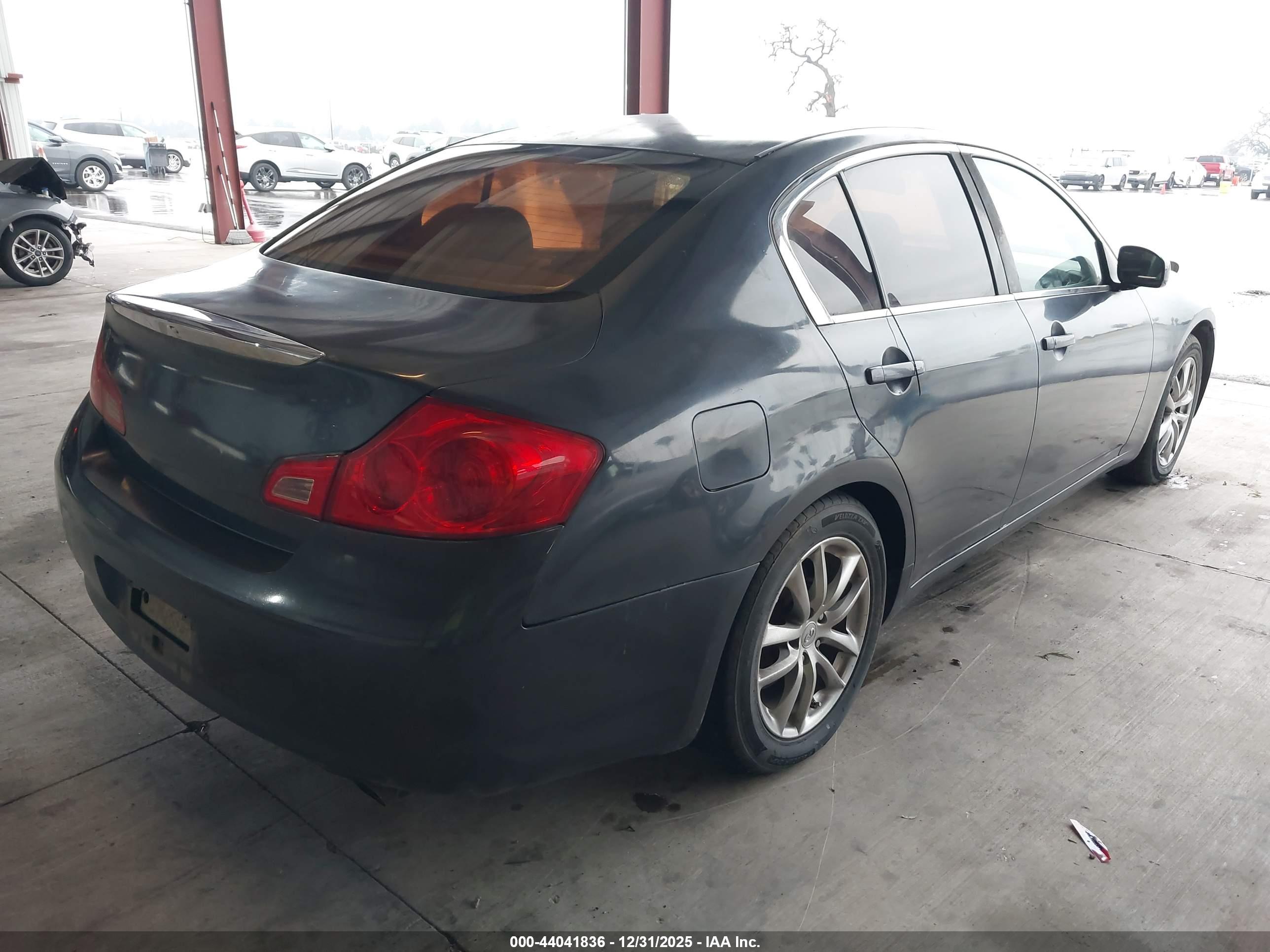 INFINITI G35 image 4