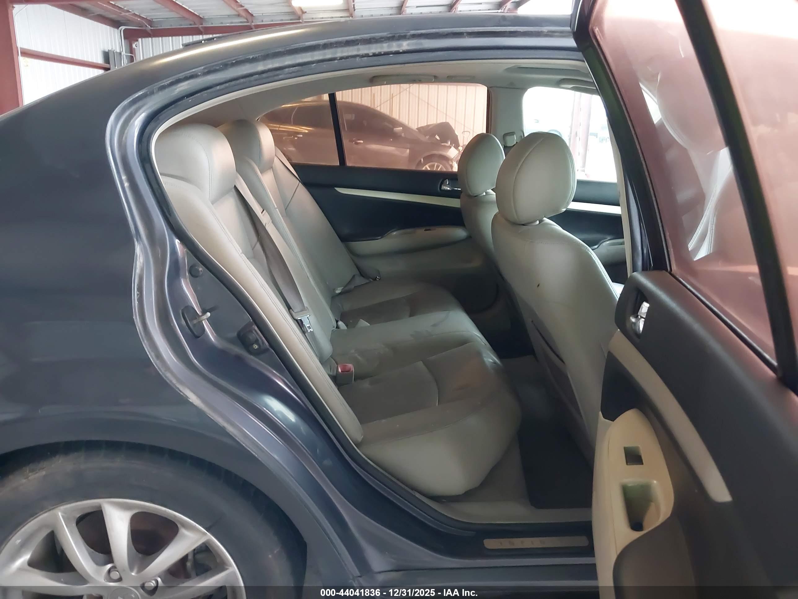 INFINITI G35 image 8