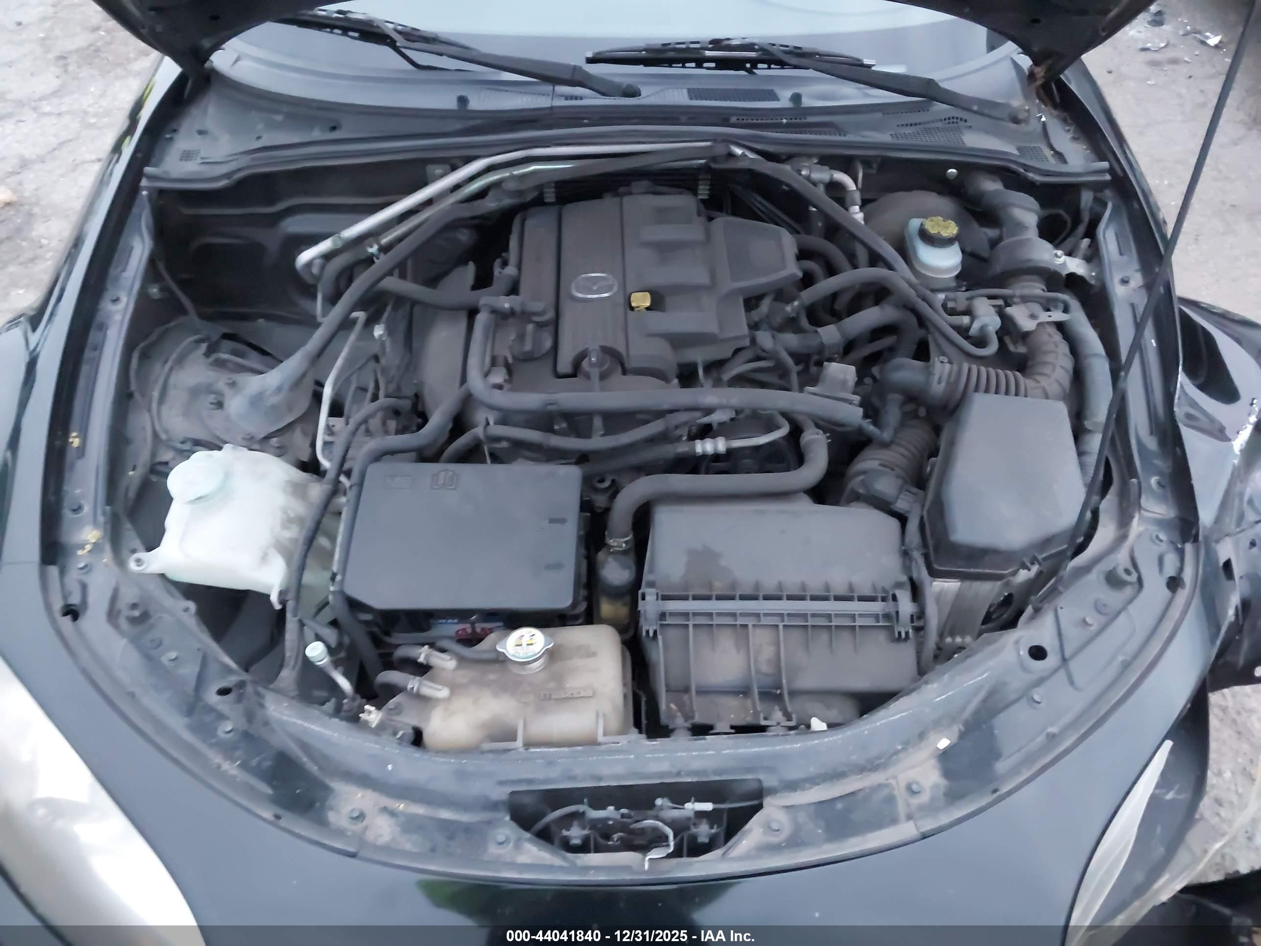 MAZDA MX-5 image 10
